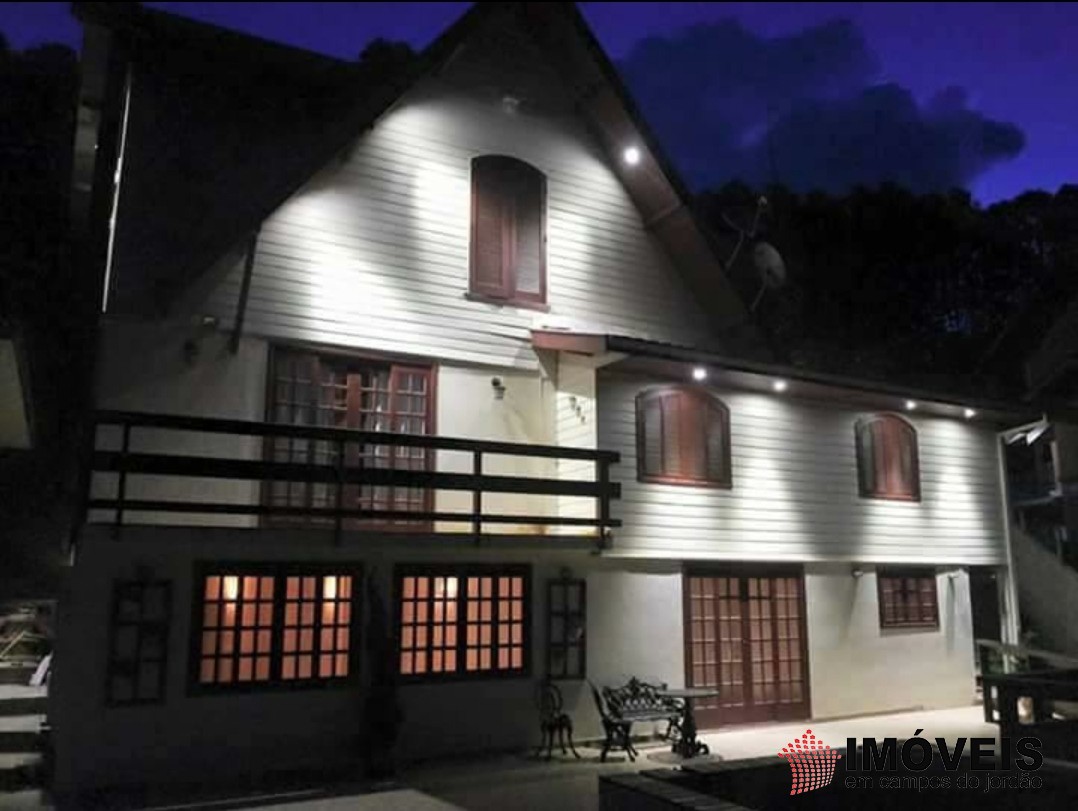 1 para Casas - Venda em Campos do Jordão