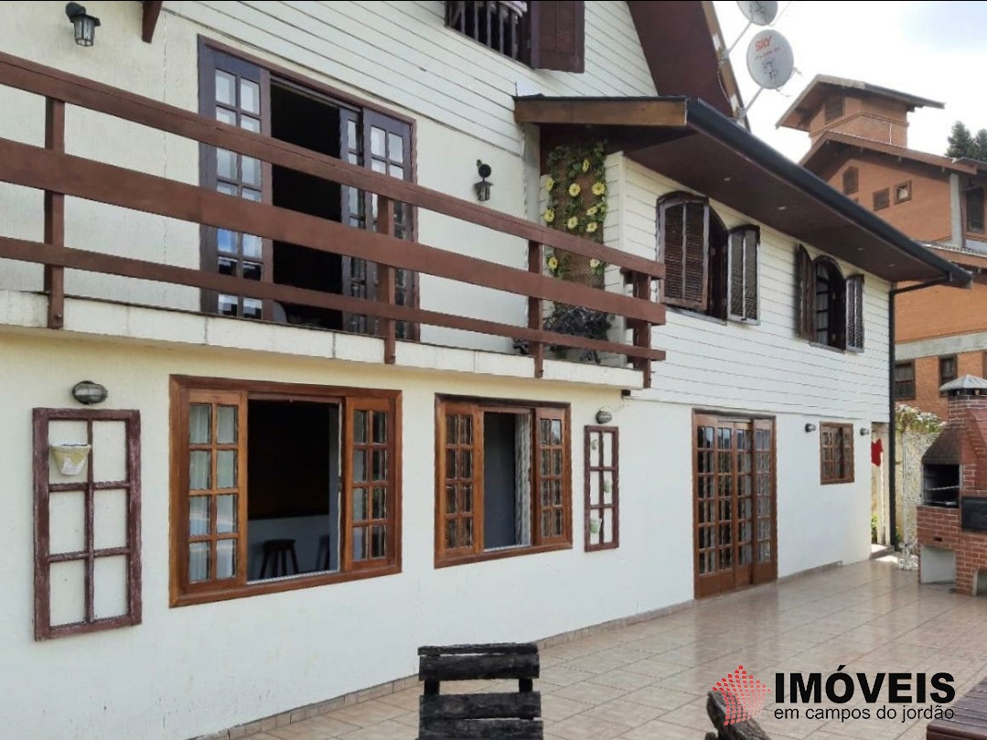 1 para Casas - Venda em Campos do Jordão