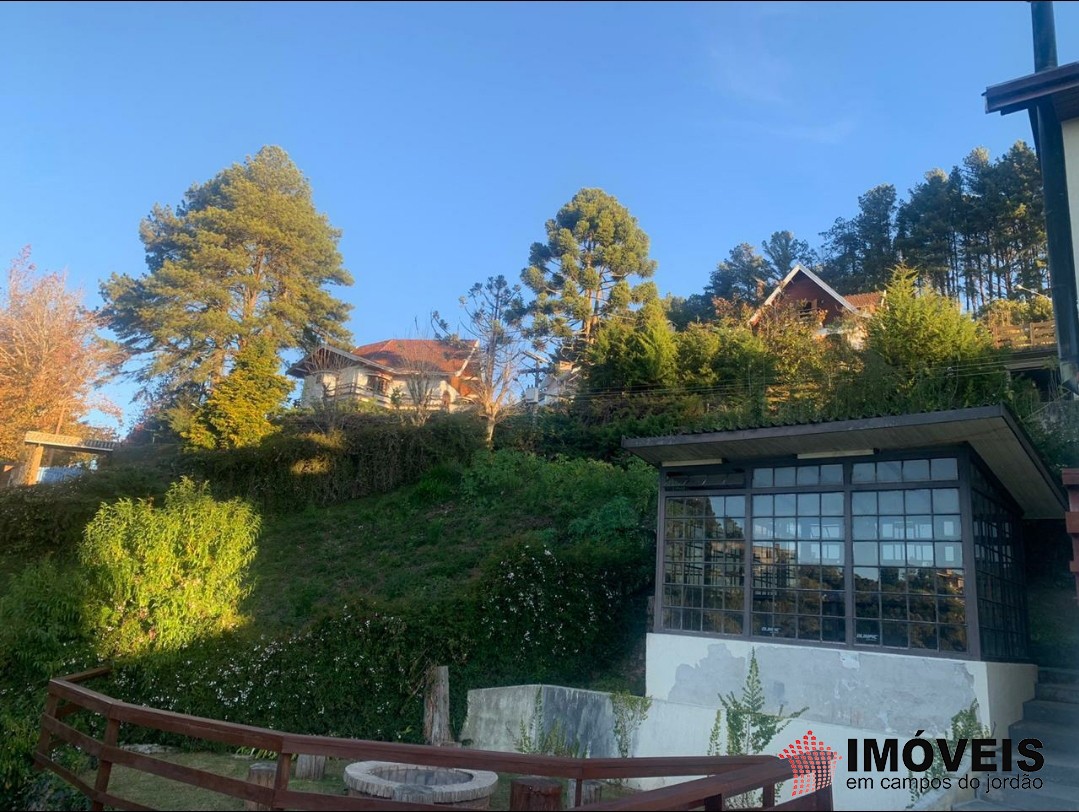 1 para Casas - Venda em Campos do Jordão
