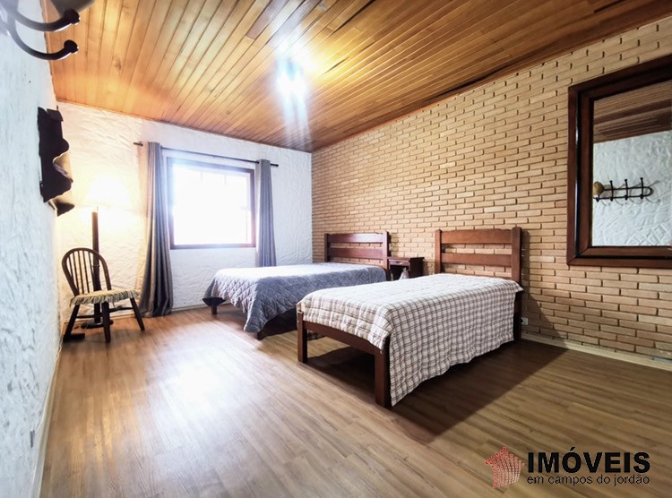 0 para Casas - Venda em Campos do Jordão