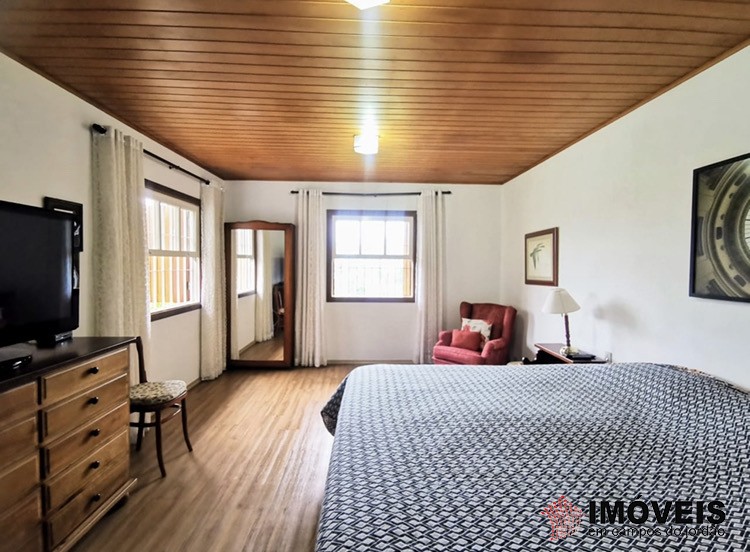 0 para Casas - Venda em Campos do Jordão