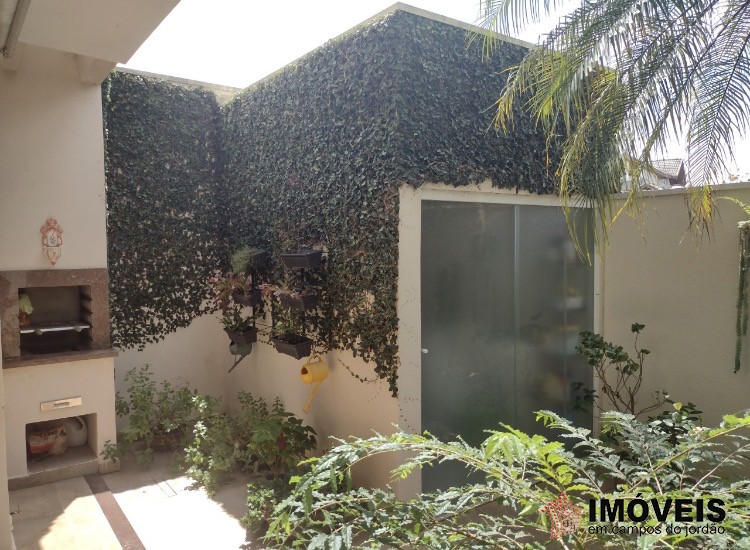 0 para Casas - Permuta em Campos do Jordão