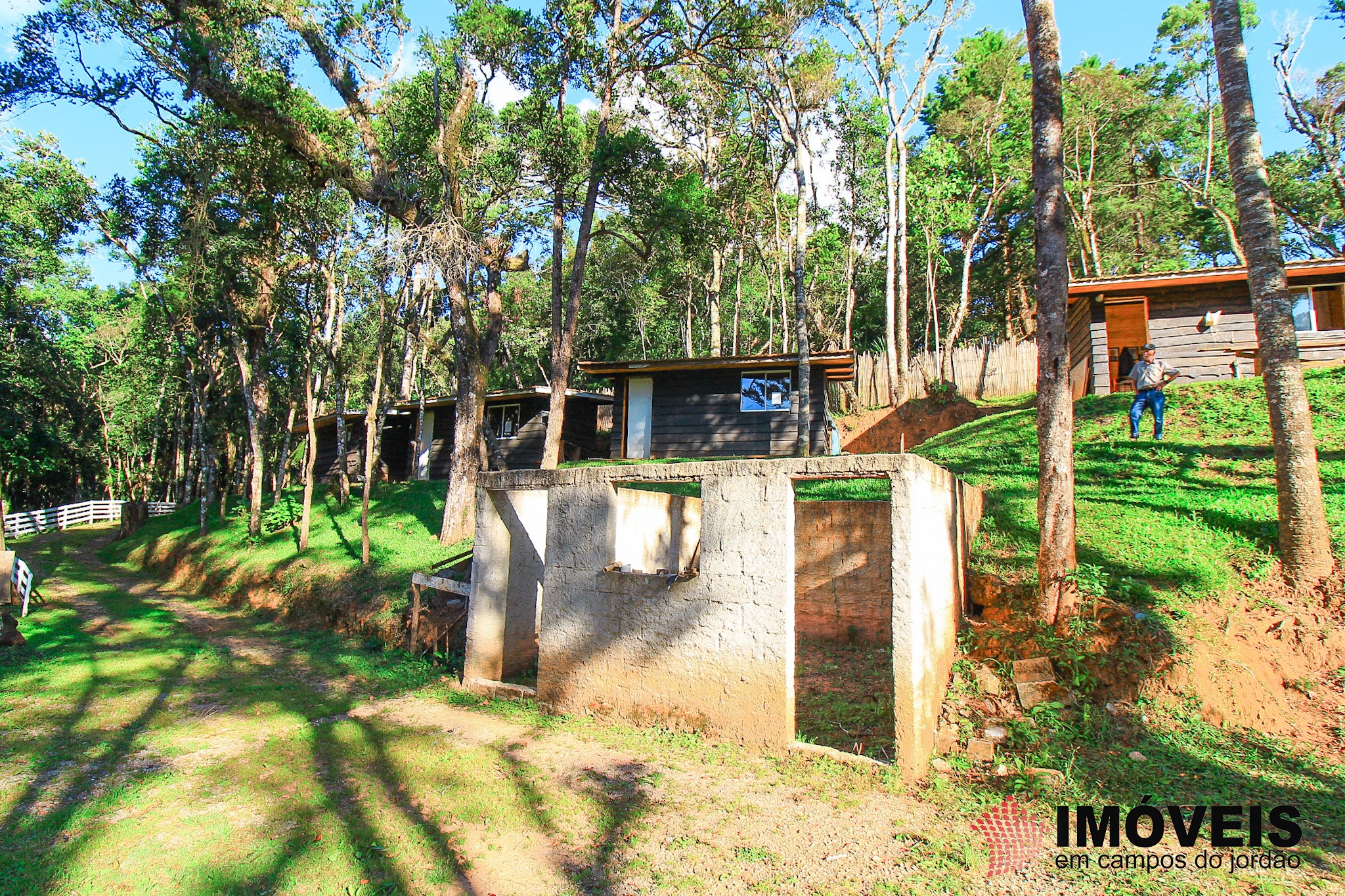 1 para Casas - Venda em Campos do Jordão