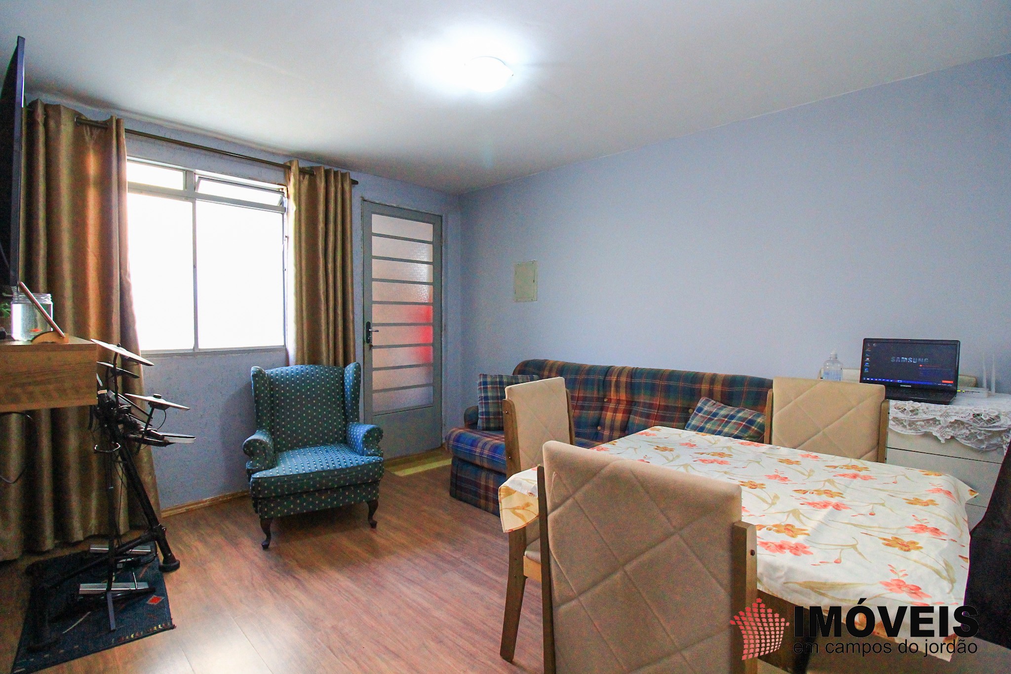 0 para Apartamentos - Venda em Campos do Jordão
