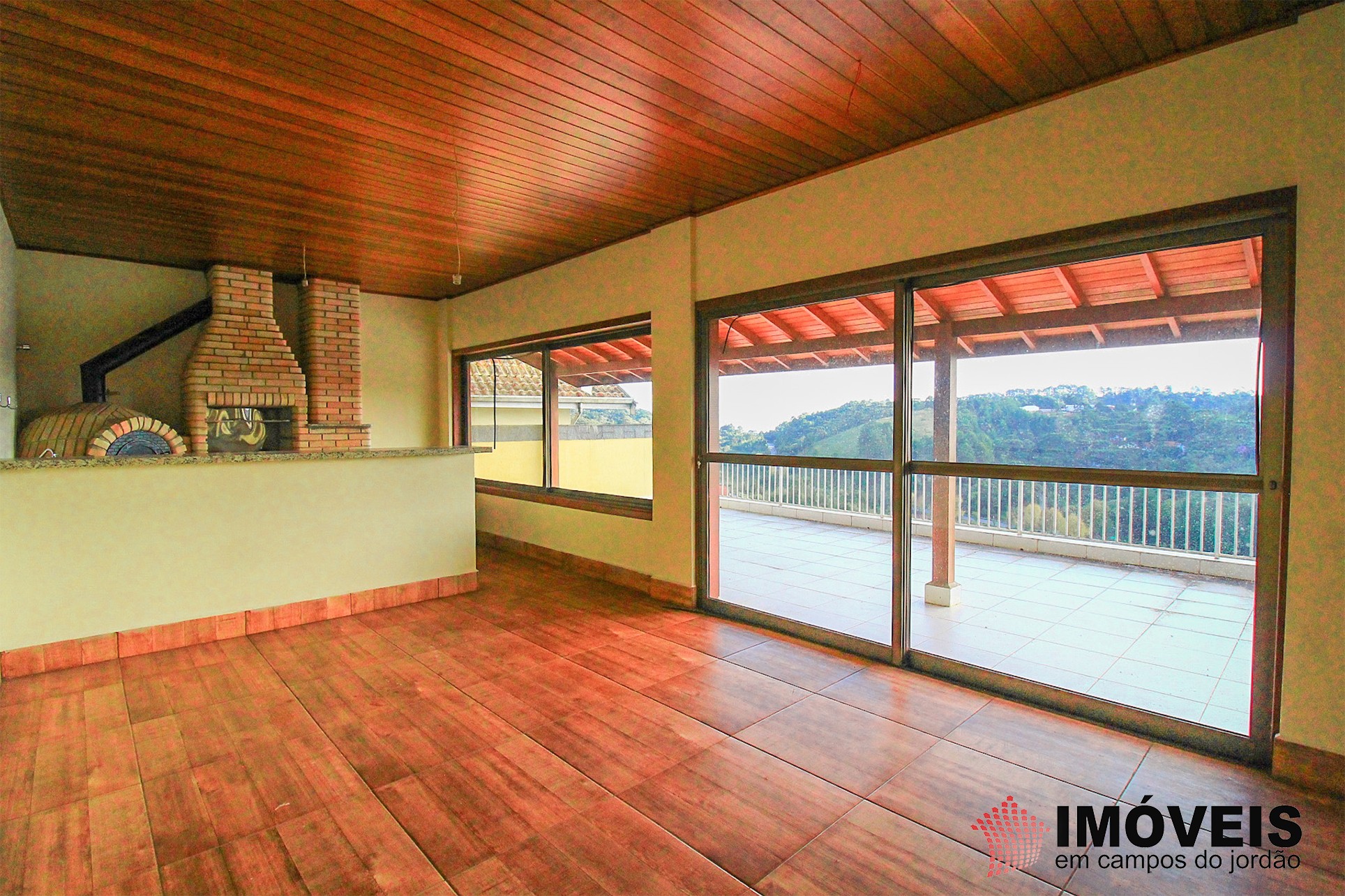 1 para Casas - Venda em Campos do Jordão