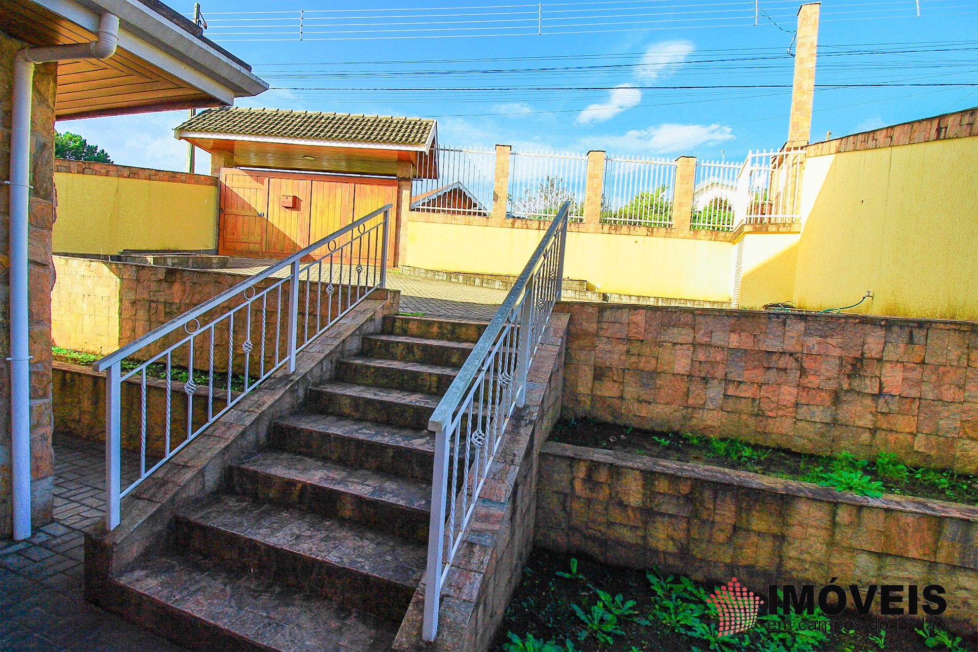 1 para Casas - Venda em Campos do Jordão
