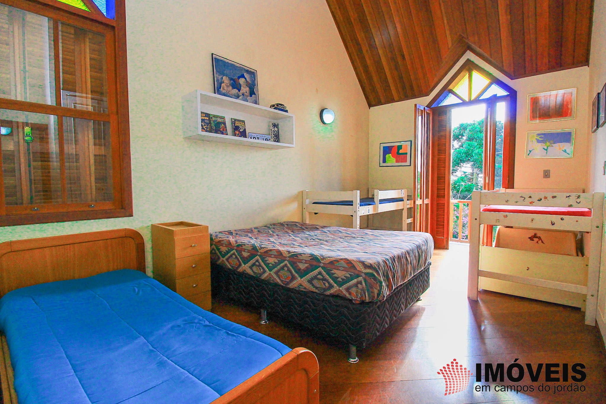 1 para Casas - Venda em Campos do Jordão