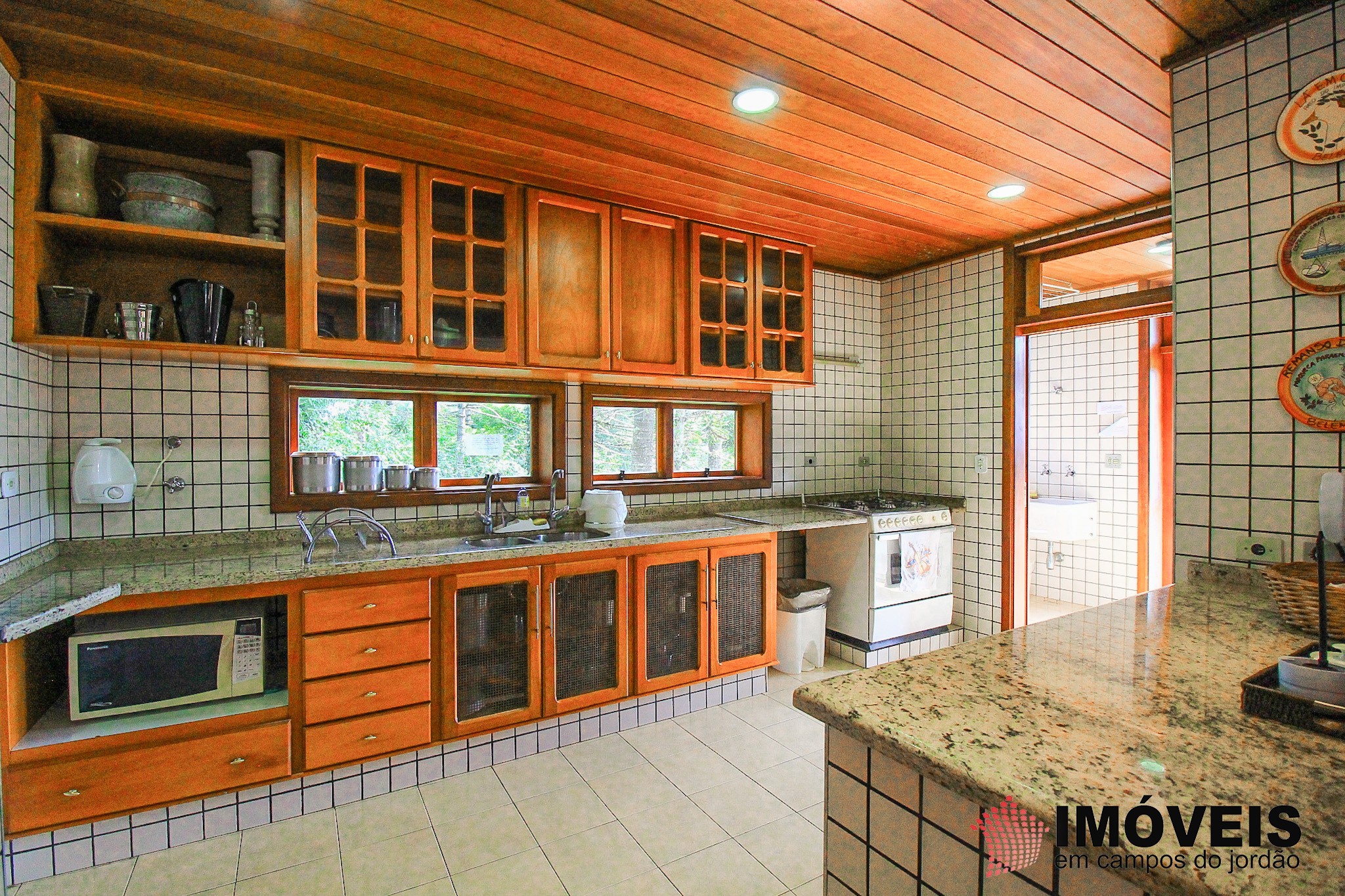 1 para Casas - Venda em Campos do Jordão
