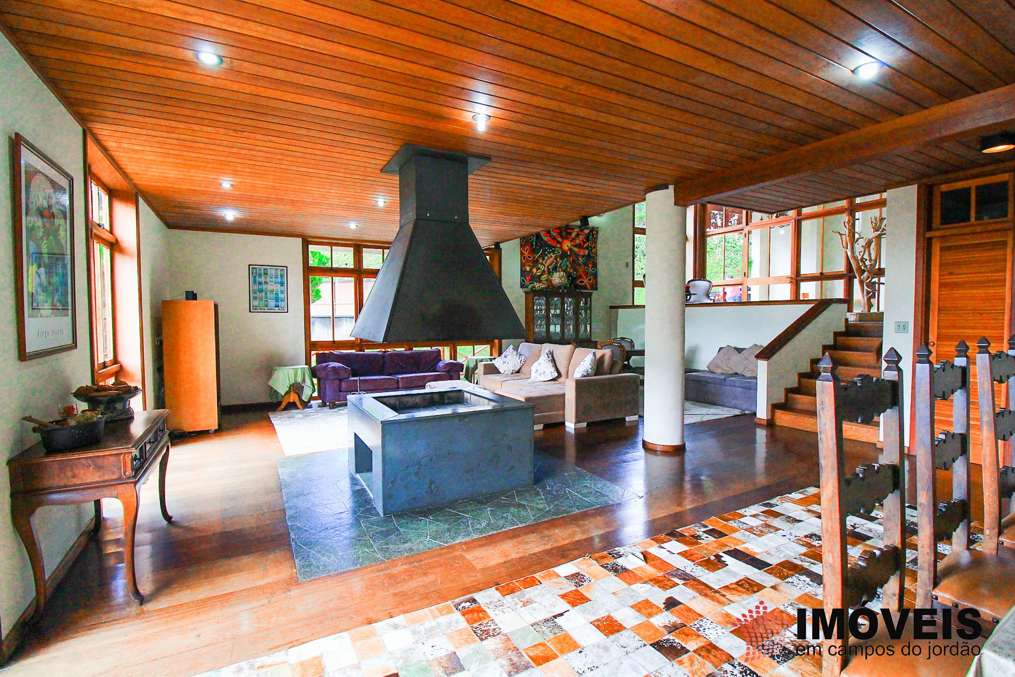 1 para Casas - Venda em Campos do Jordão
