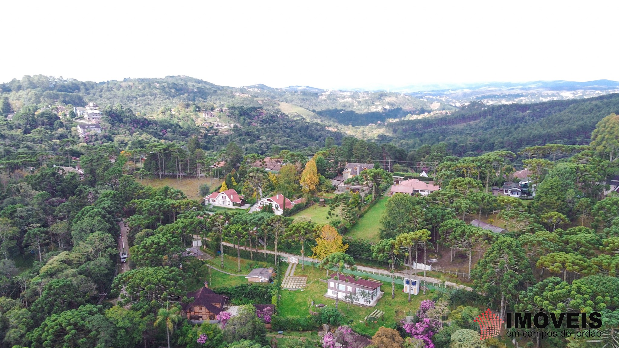 1 para Casas - Venda em Campos do Jordão