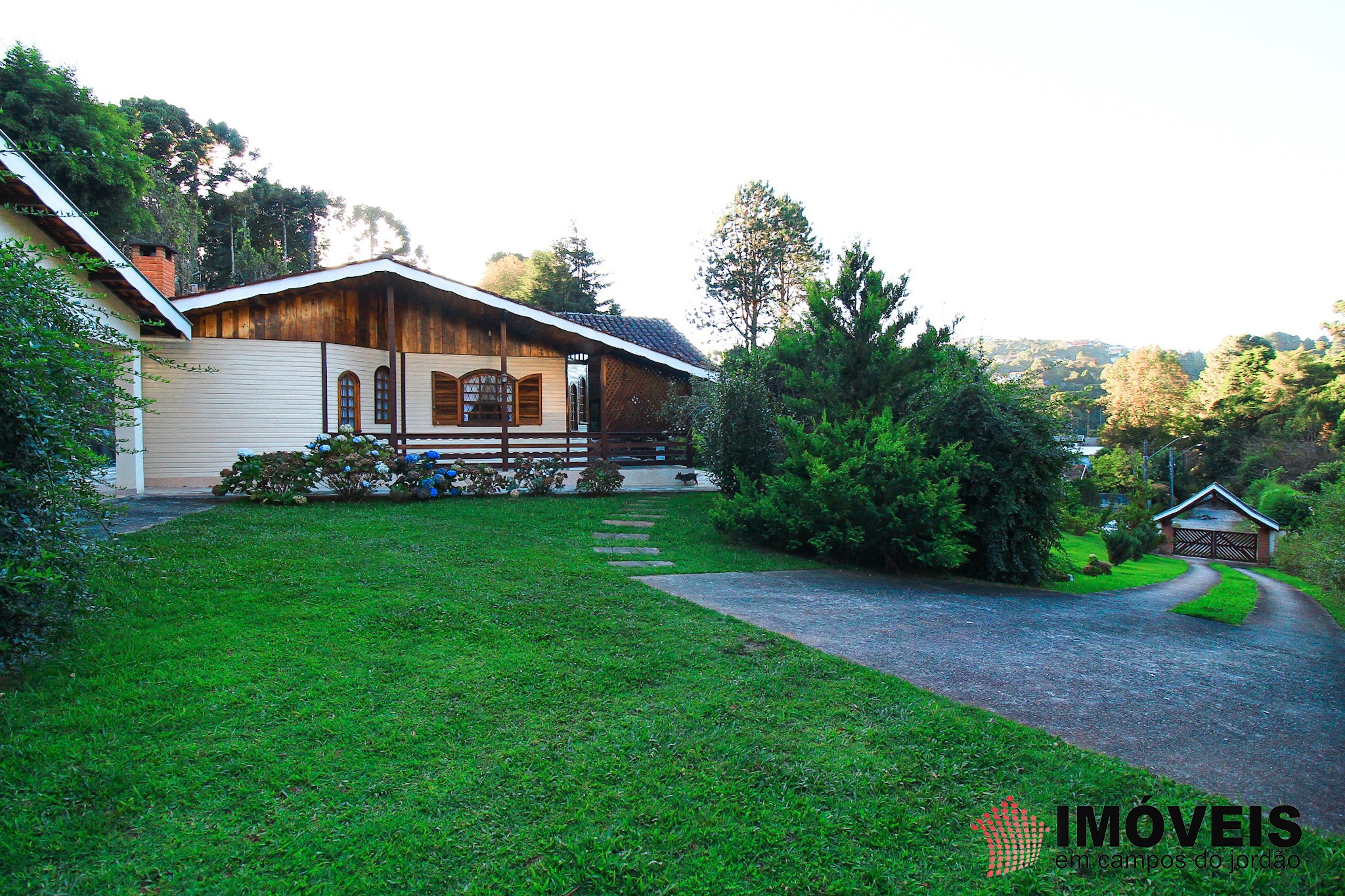 0 para Casas - Venda em Campos do Jordão
