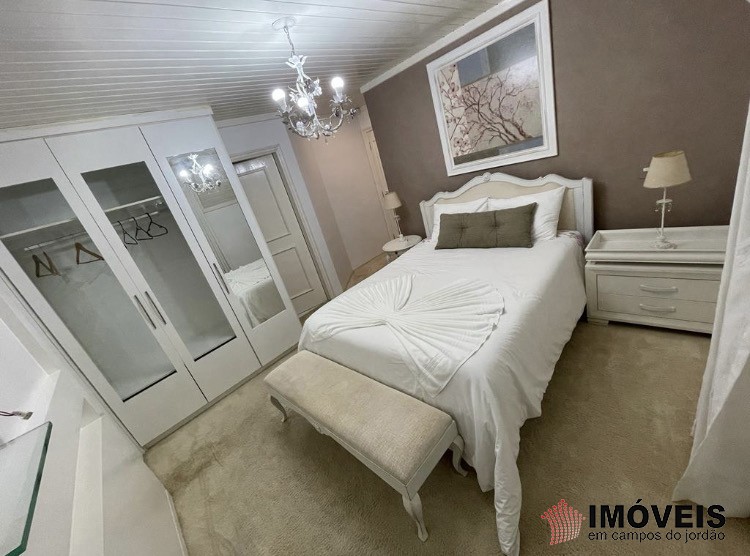 1 para Casas - Locação Temporária  em Campos do Jordão