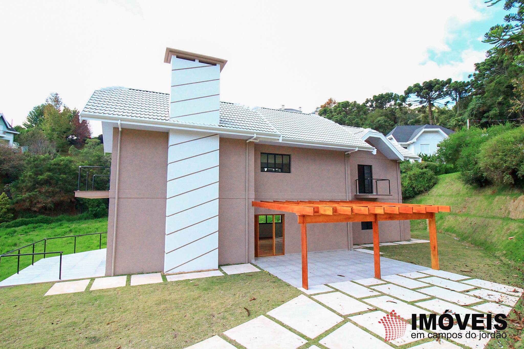 0 para Casas - Venda em Campos do Jordão