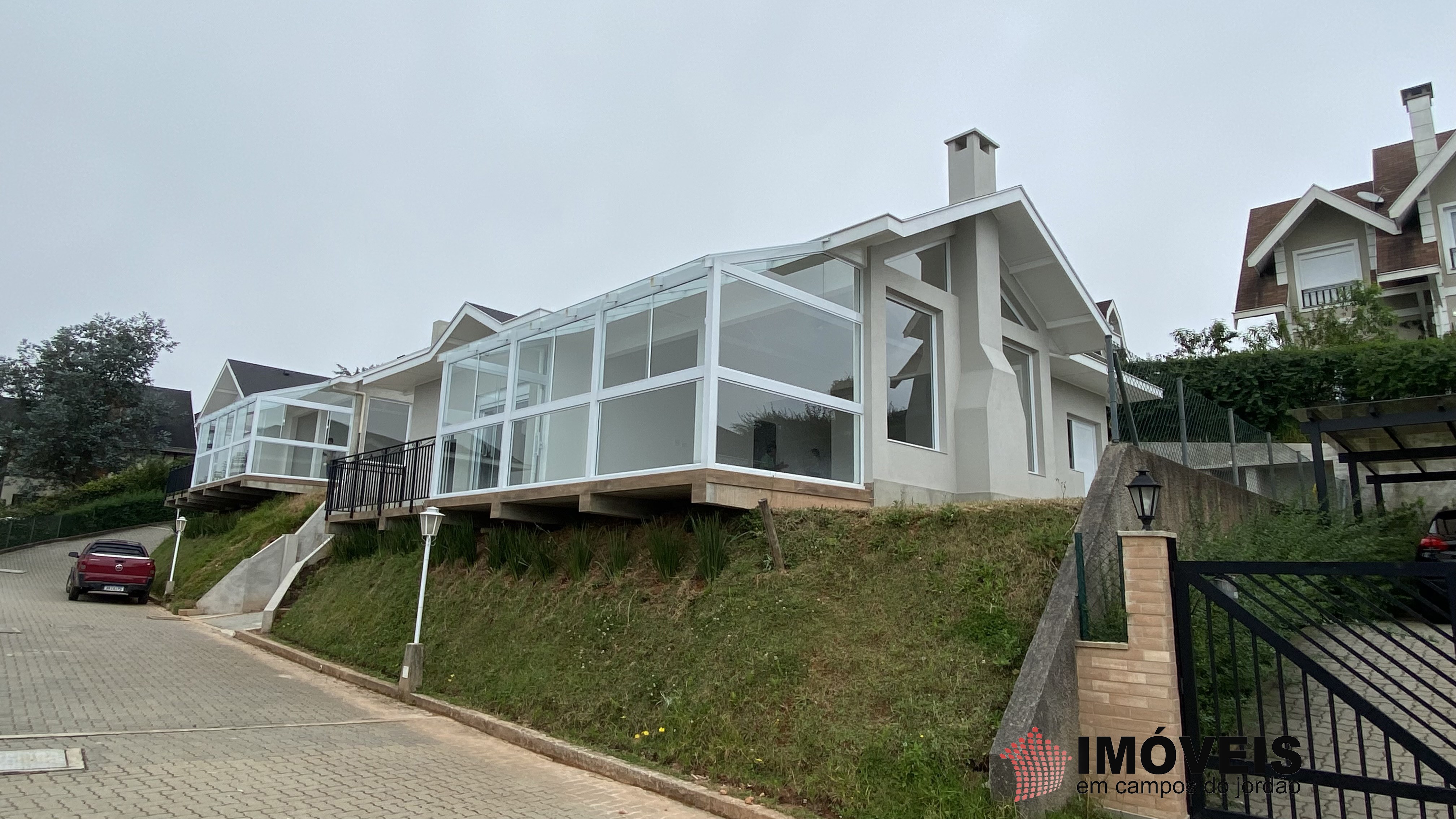 0 para Casas - Venda em Campos do Jordão