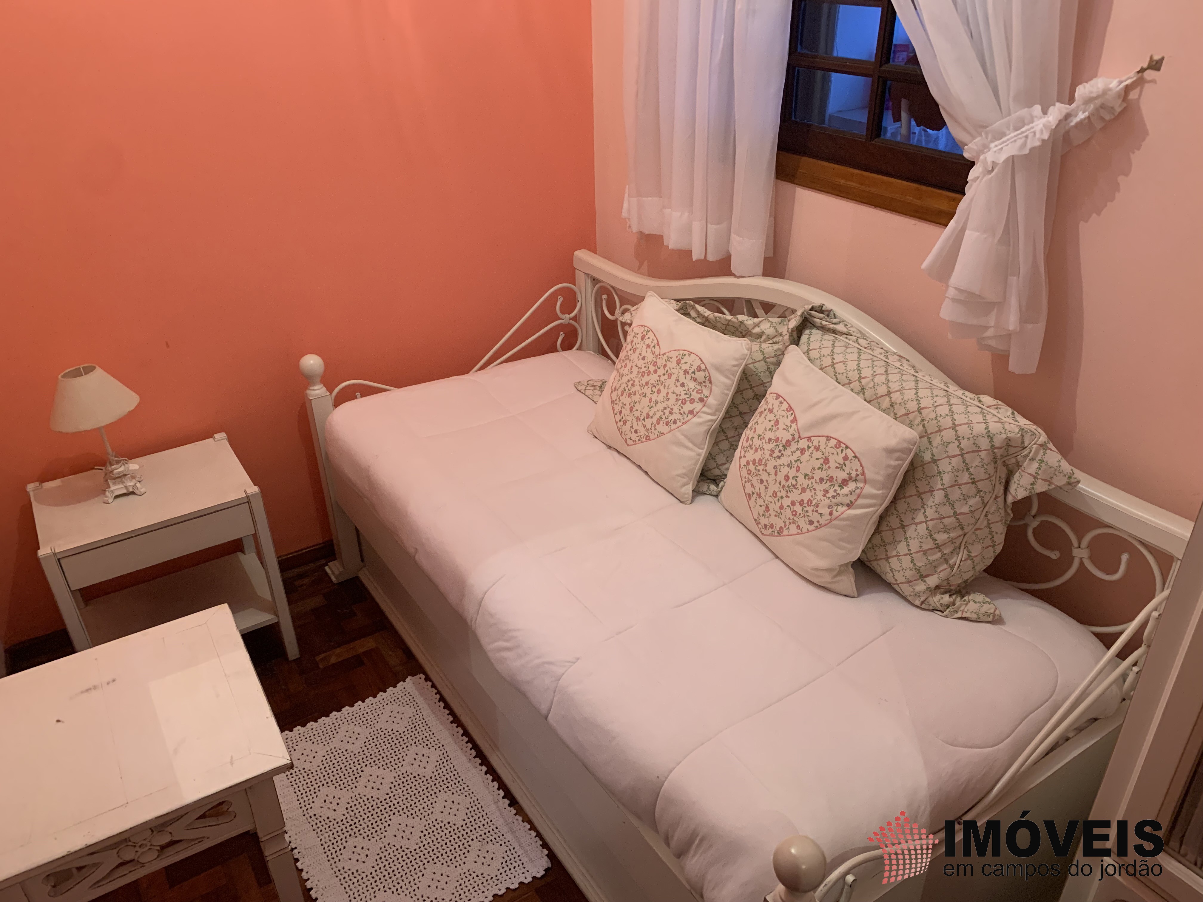 0 para Apartamentos - Venda em Campos do Jordão