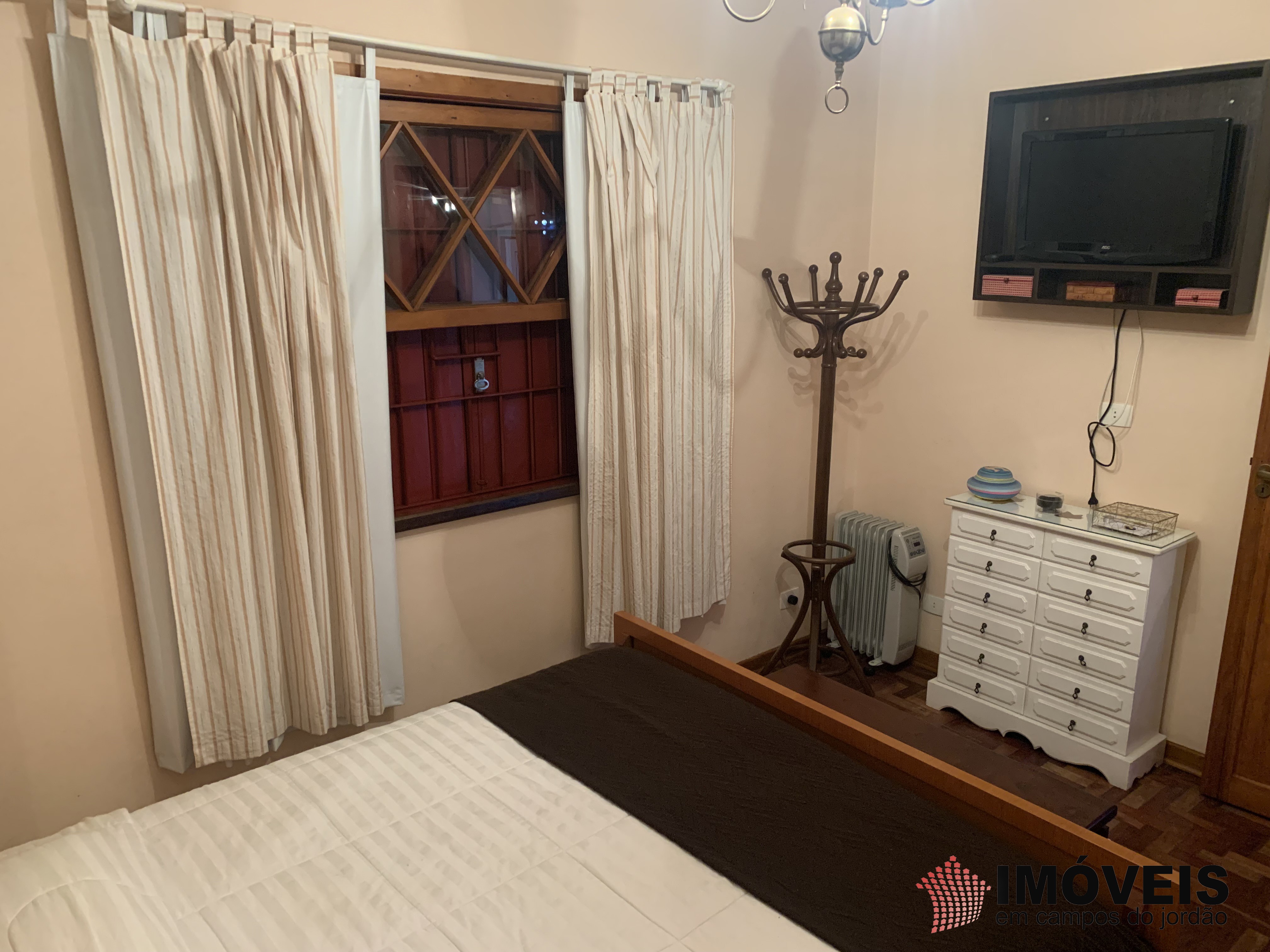 0 para Apartamentos - Venda em Campos do Jordão