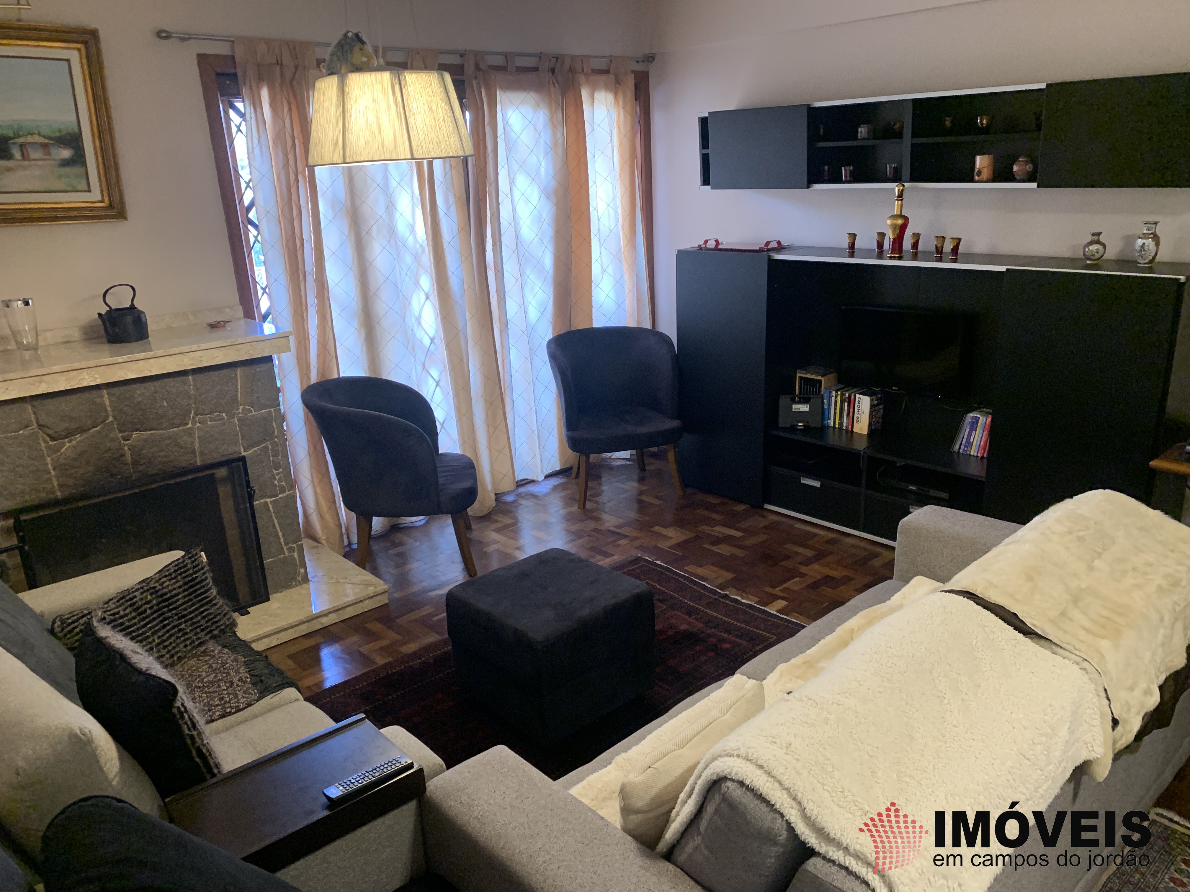 0 para Apartamentos - Venda em Campos do Jordão