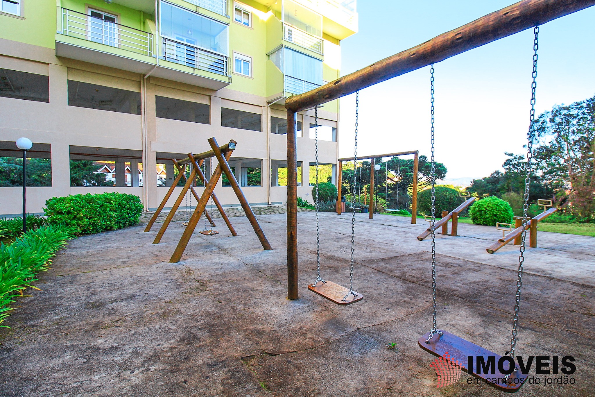 0 para Apartamentos - Venda em Campos do Jordão