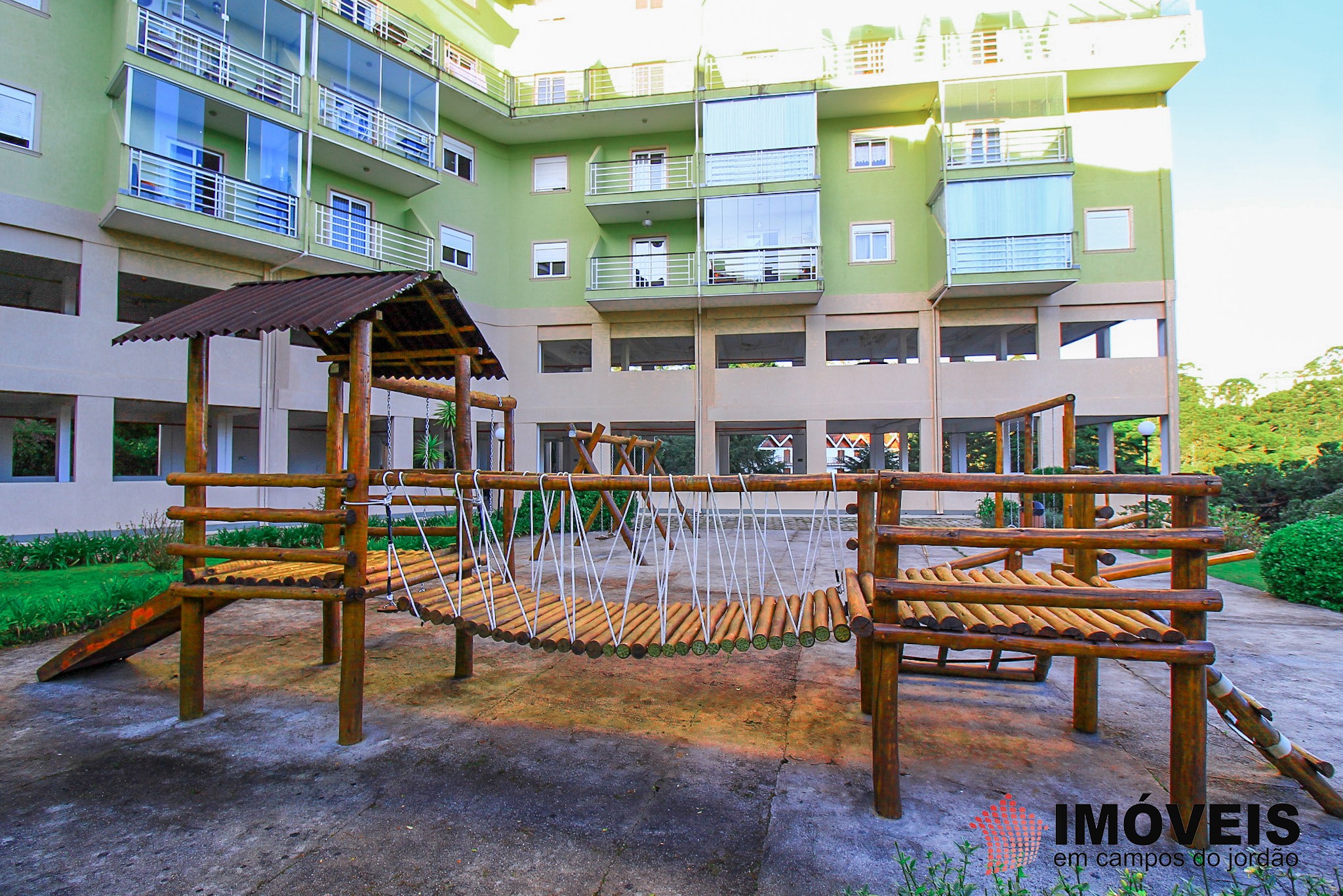 0 para Apartamentos - Venda em Campos do Jordão