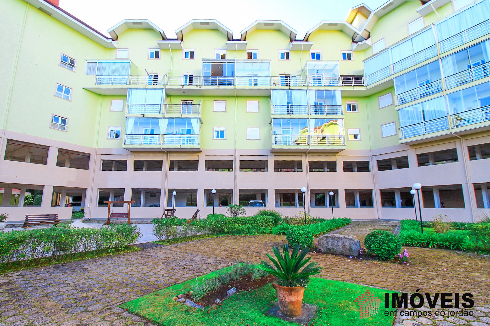 0 para Apartamentos - Venda em Campos do Jordão