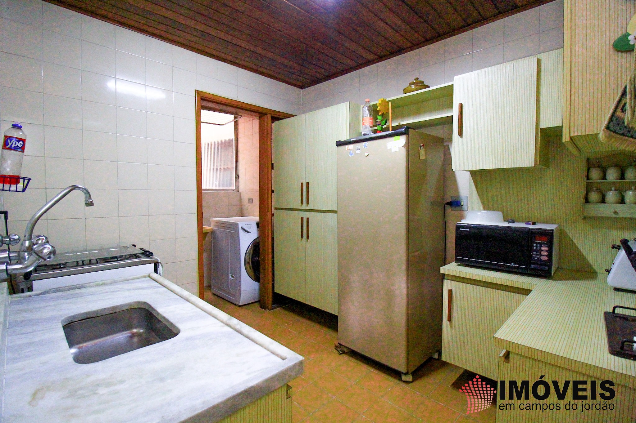 1 para Apartamentos - Venda em Campos do Jordão