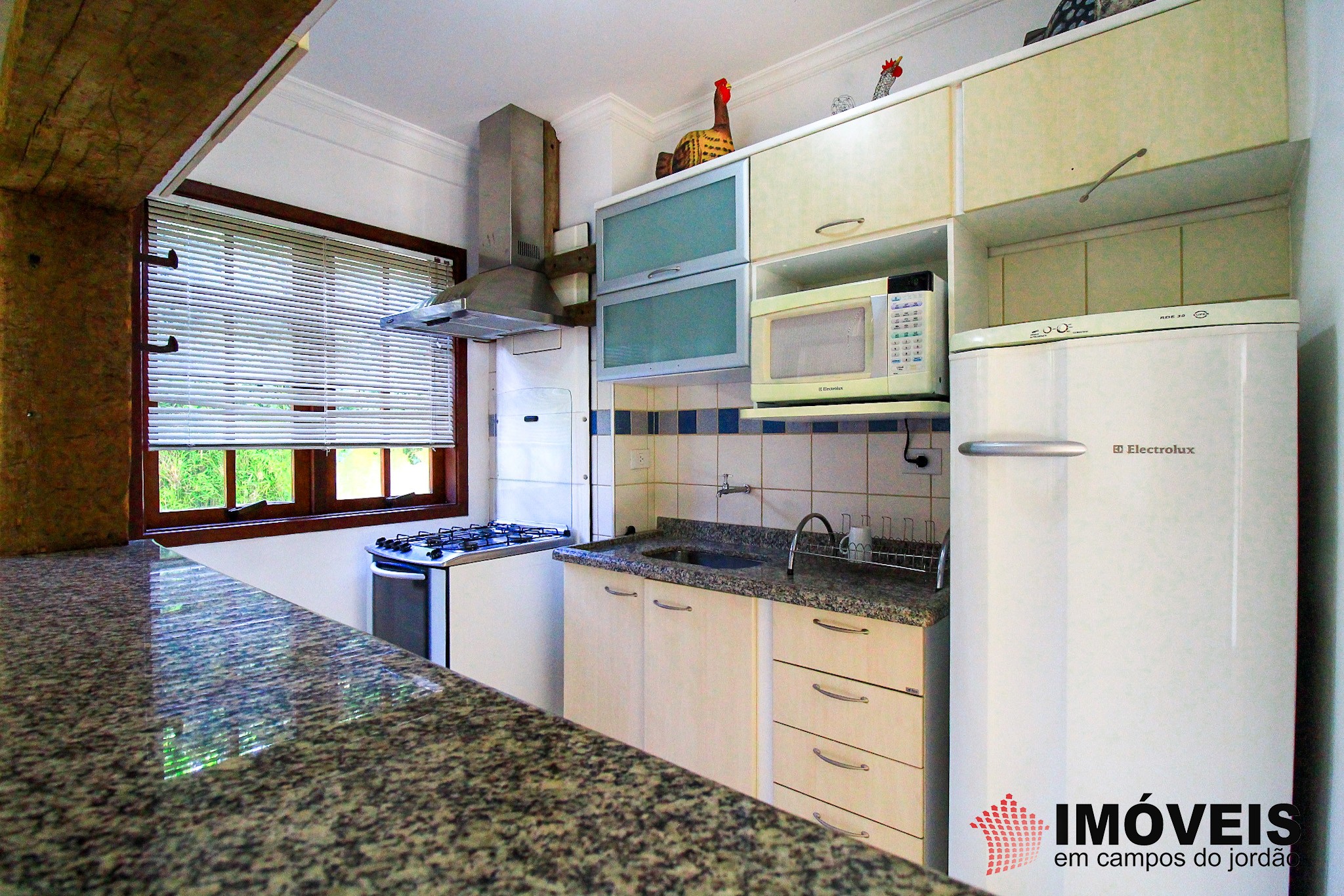 1 para Apartamentos - Venda em Campos do Jordão