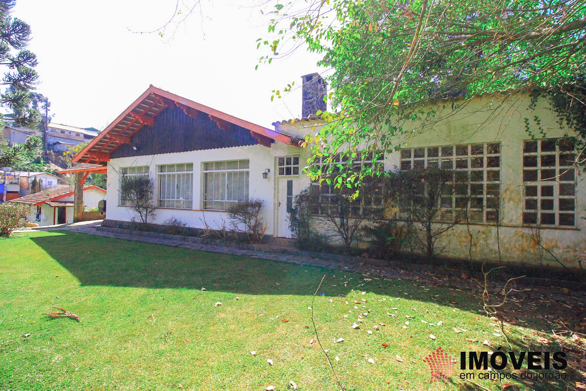 1 para Casas - Venda em Campos do Jordão