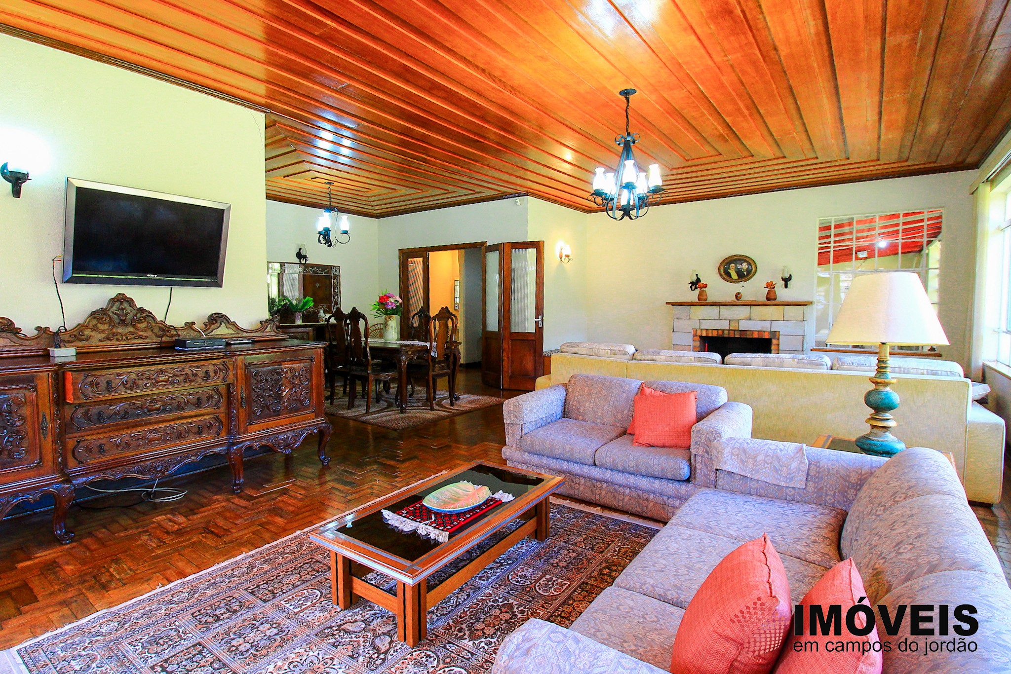 1 para Casas - Venda em Campos do Jordão