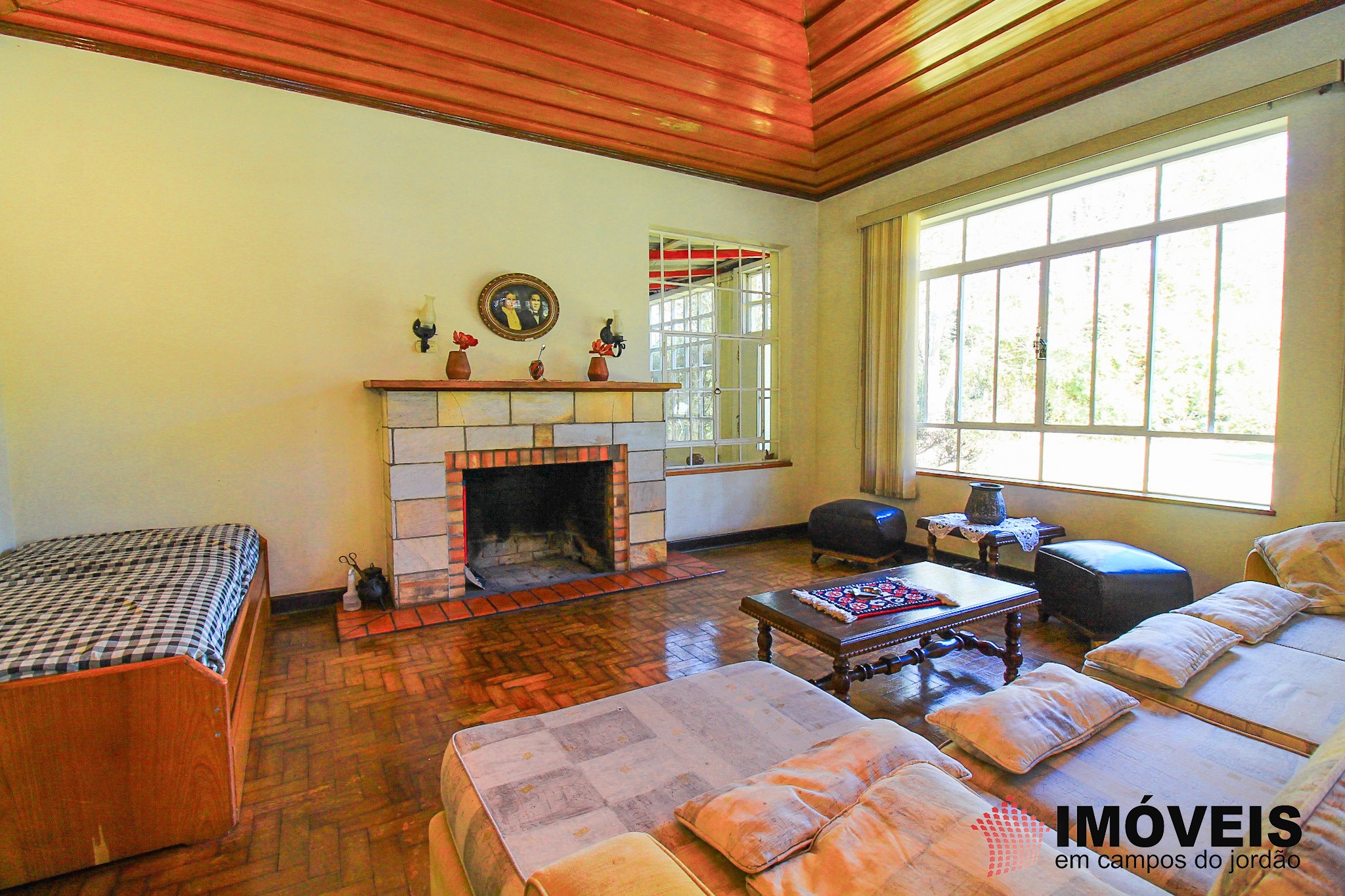 1 para Casas - Venda em Campos do Jordão