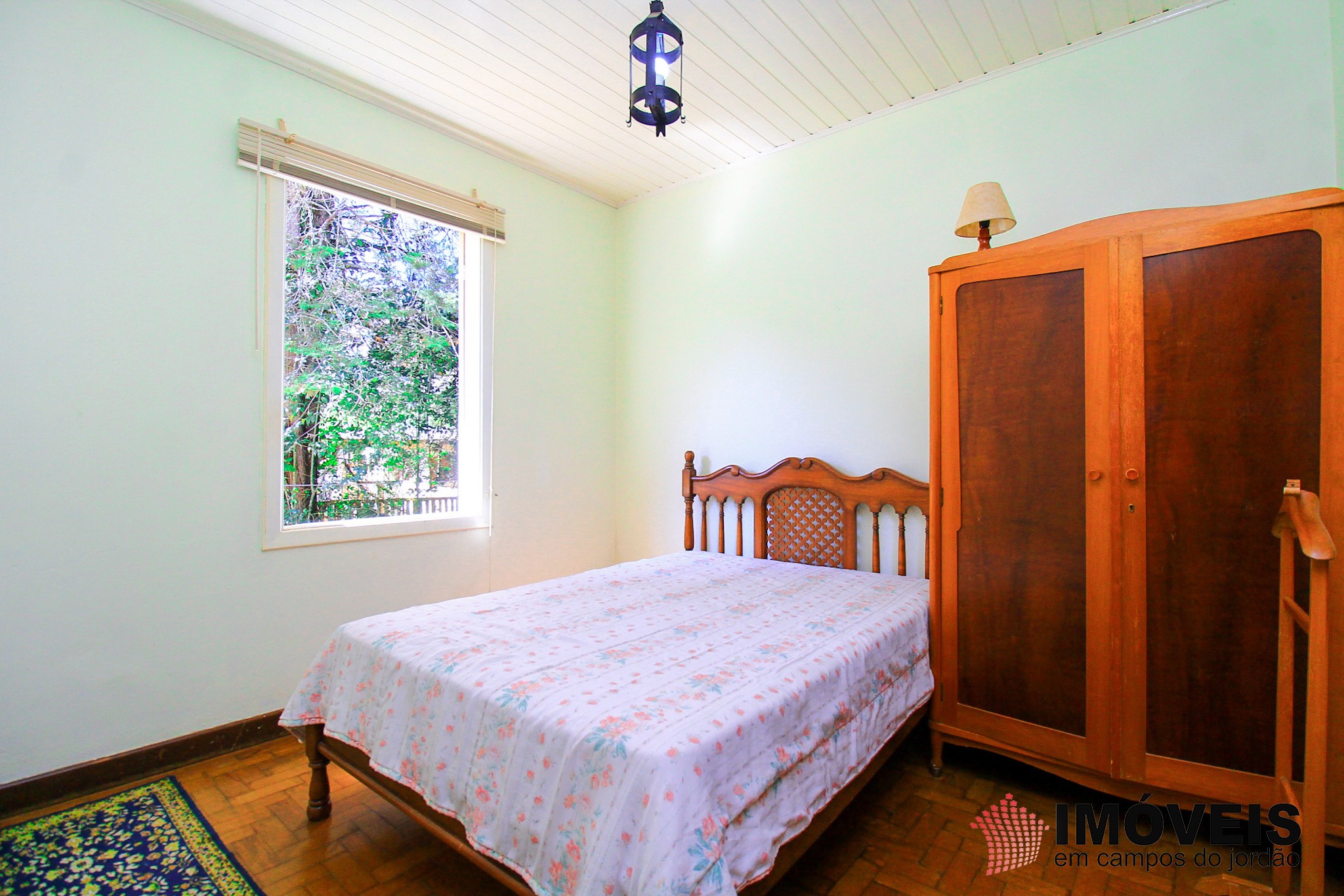 1 para Casas - Venda em Campos do Jordão