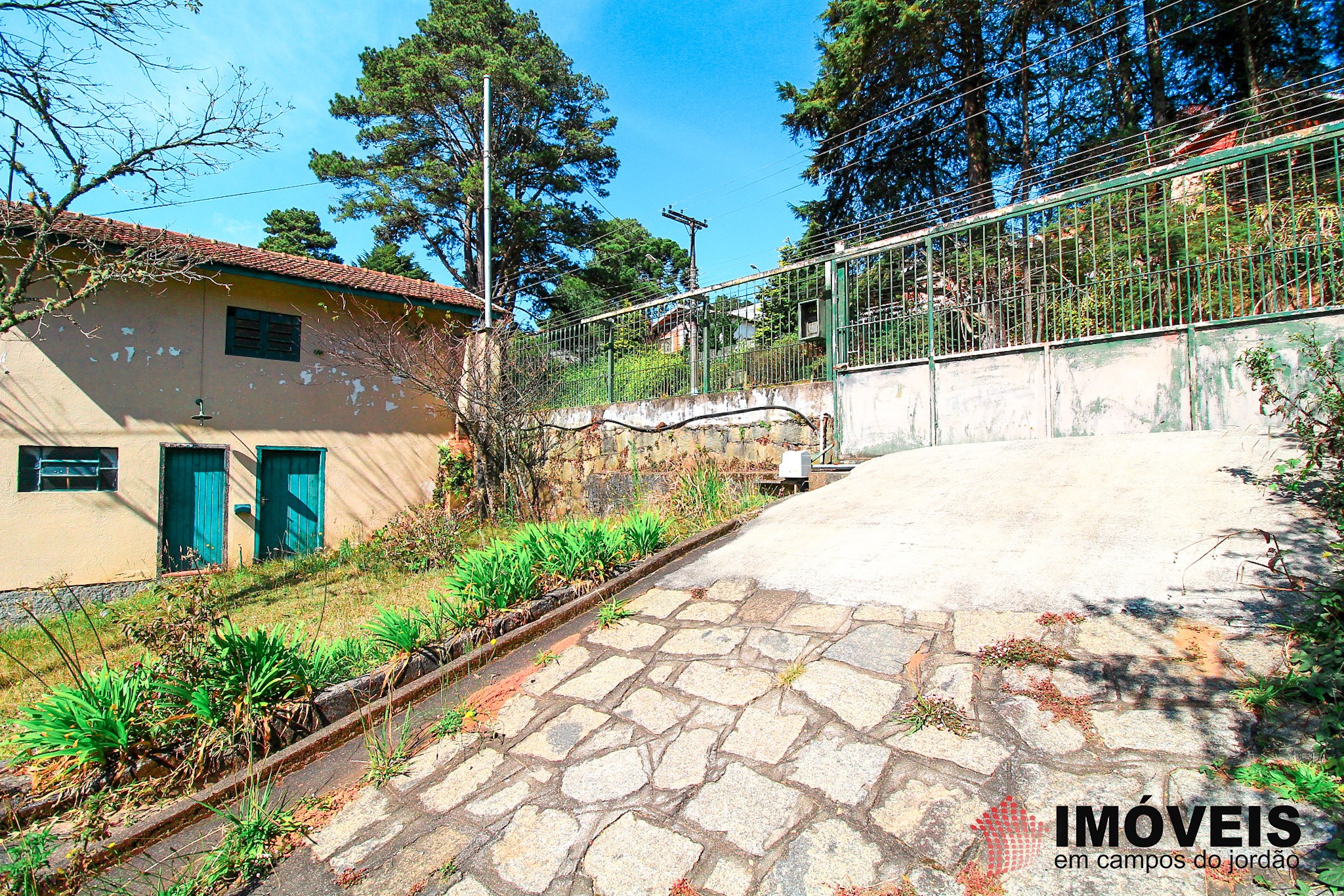 0 para Casas - Venda em Campos do Jordão