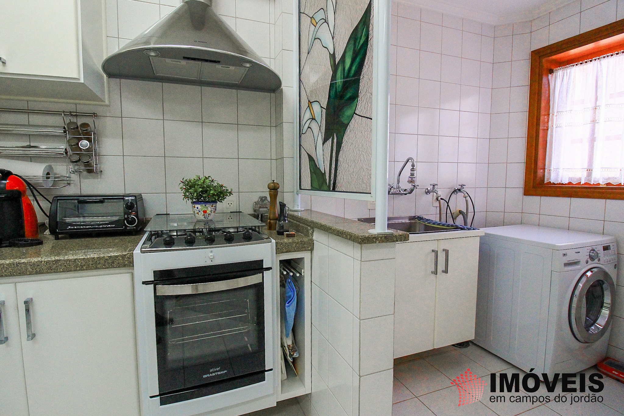 1 para Apartamentos - Venda em Campos do Jordão