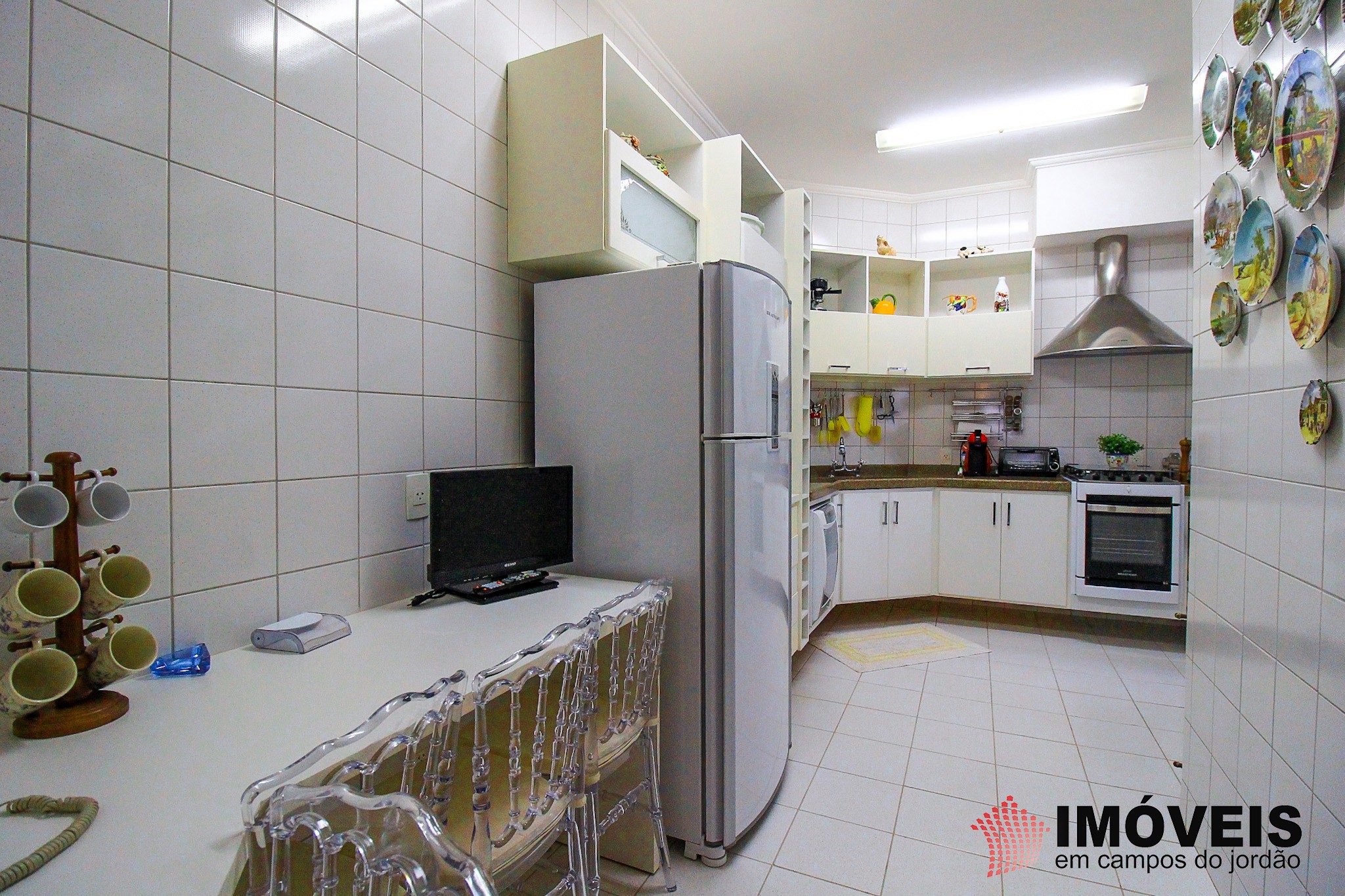 1 para Apartamentos - Venda em Campos do Jordão