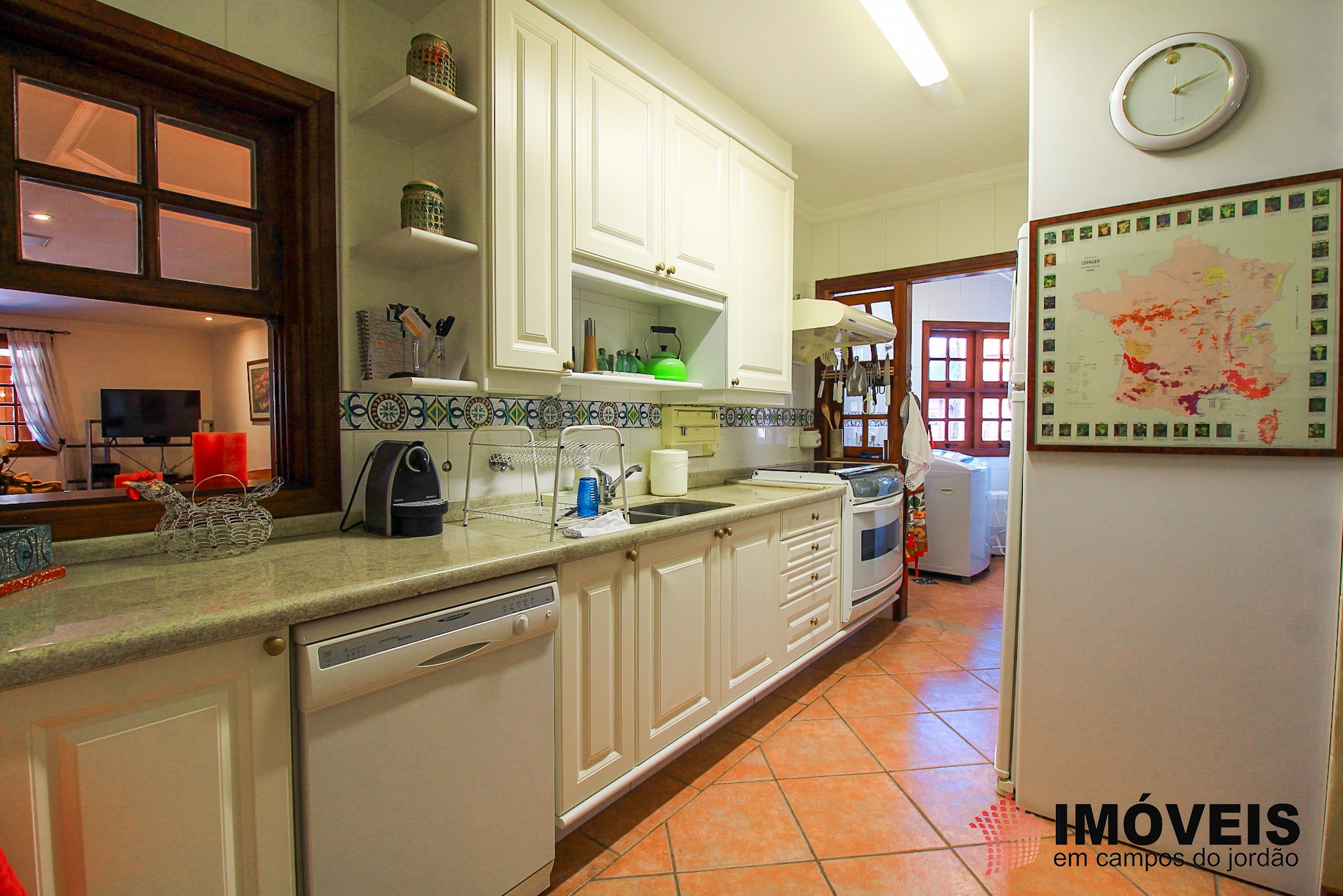 1 para Apartamentos - Venda em Campos do Jordão