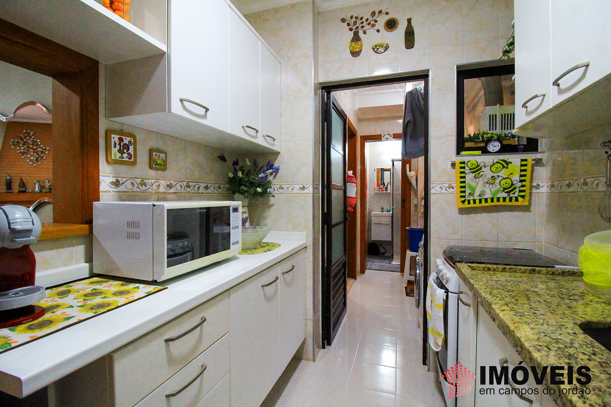 1 para Apartamentos - Venda em Campos do Jordão
