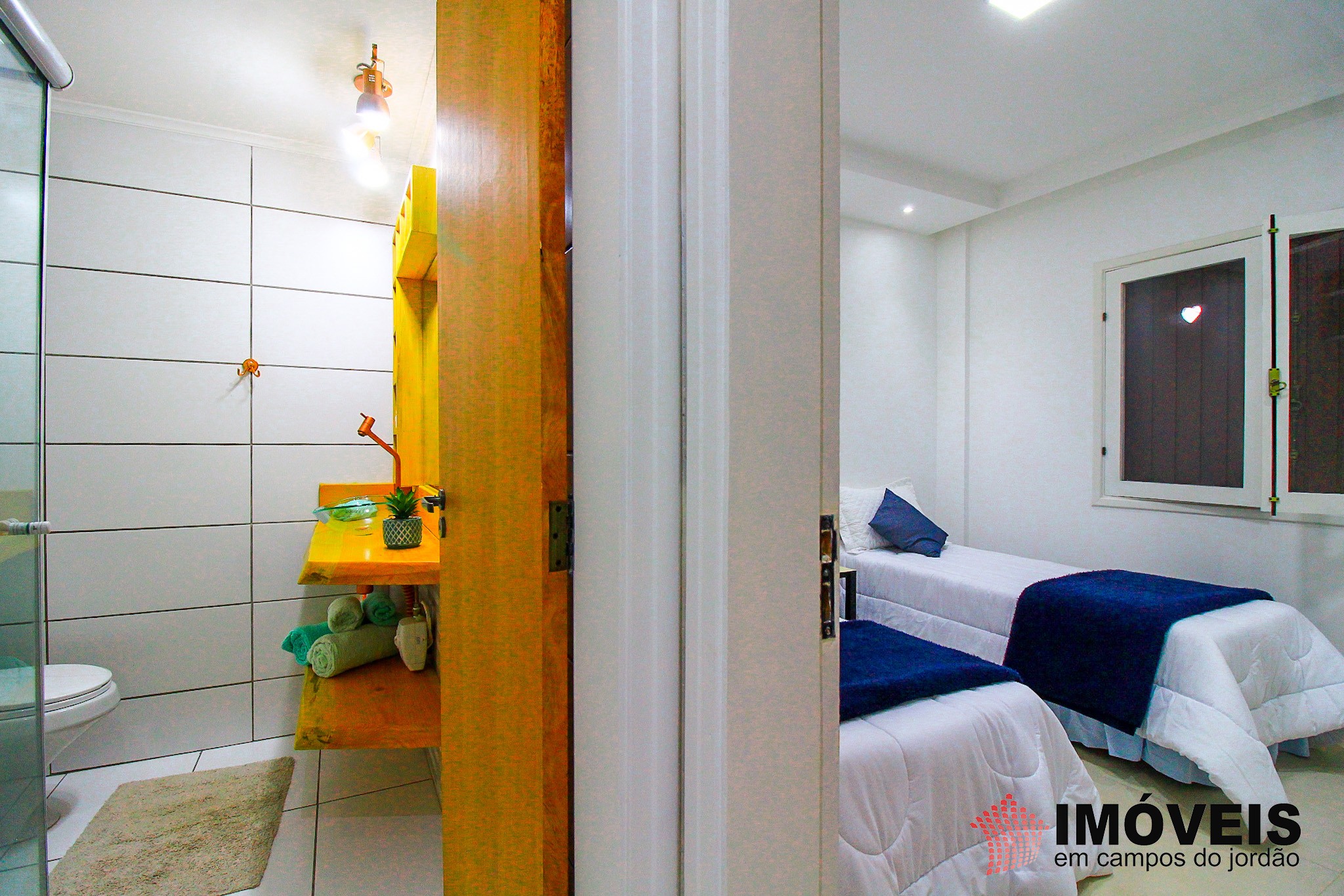 1 para Apartamentos - Venda em Campos do Jordão