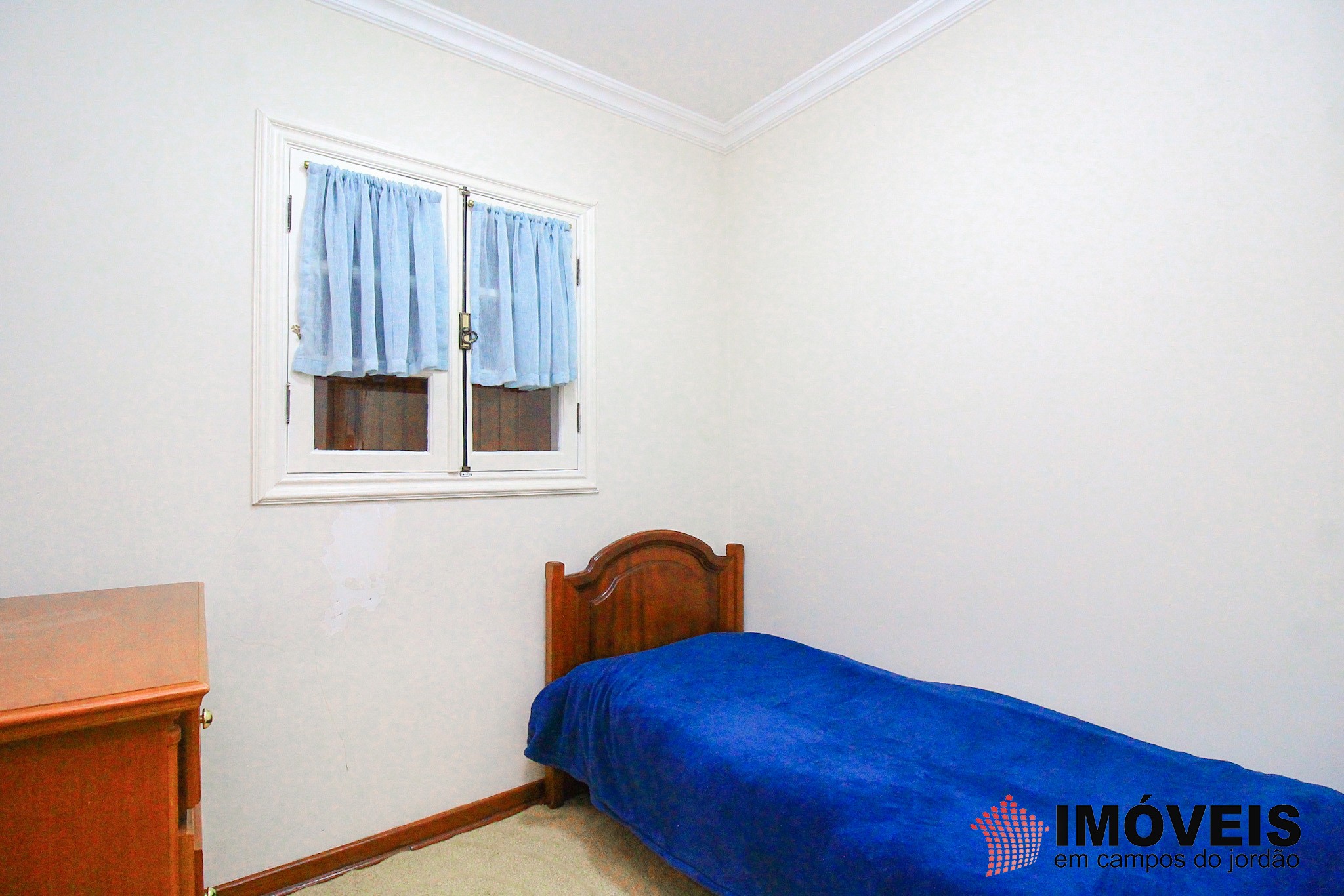 1 para Apartamentos - Venda em Campos do Jordão