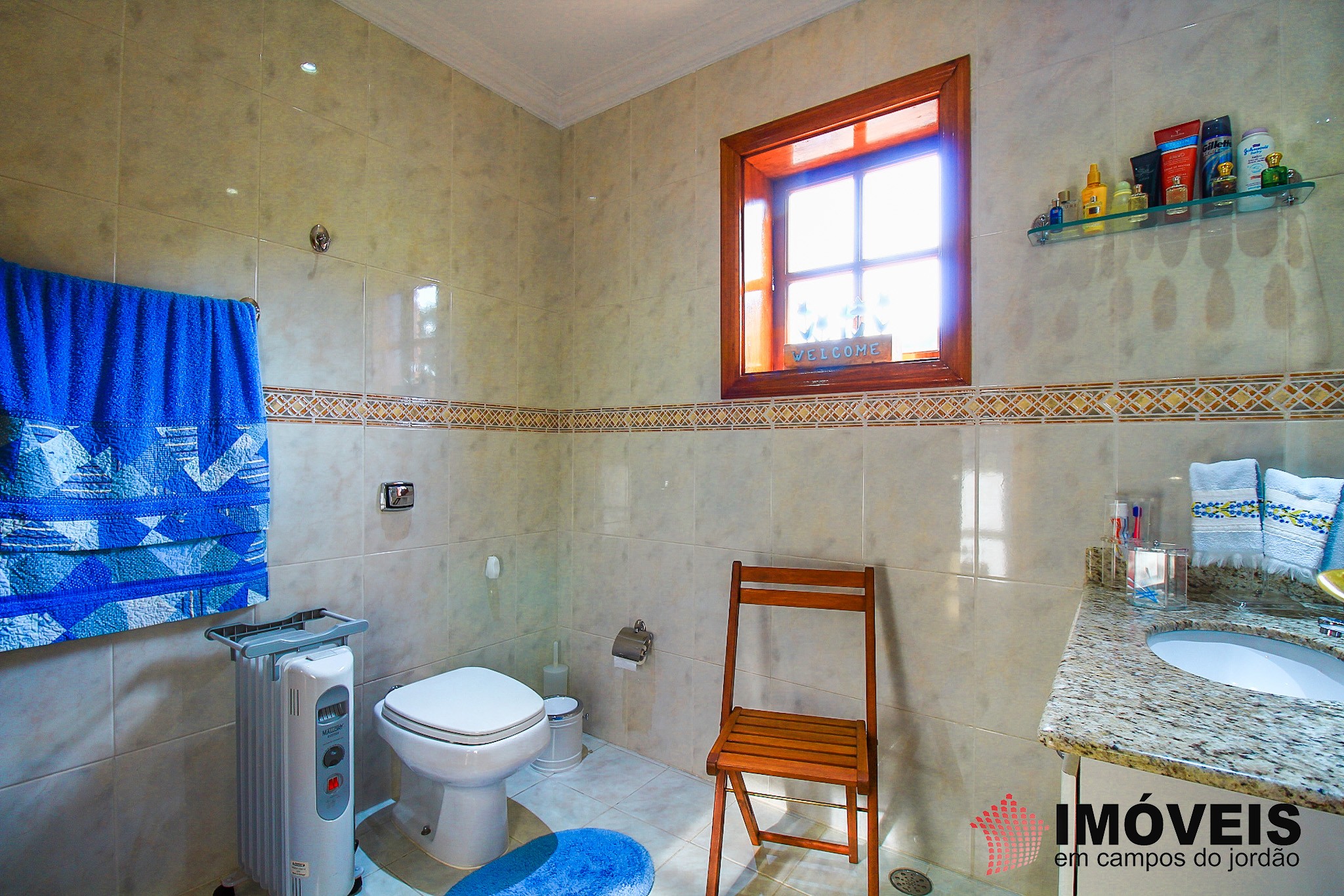 1 para Apartamentos - Venda em Campos do Jordão