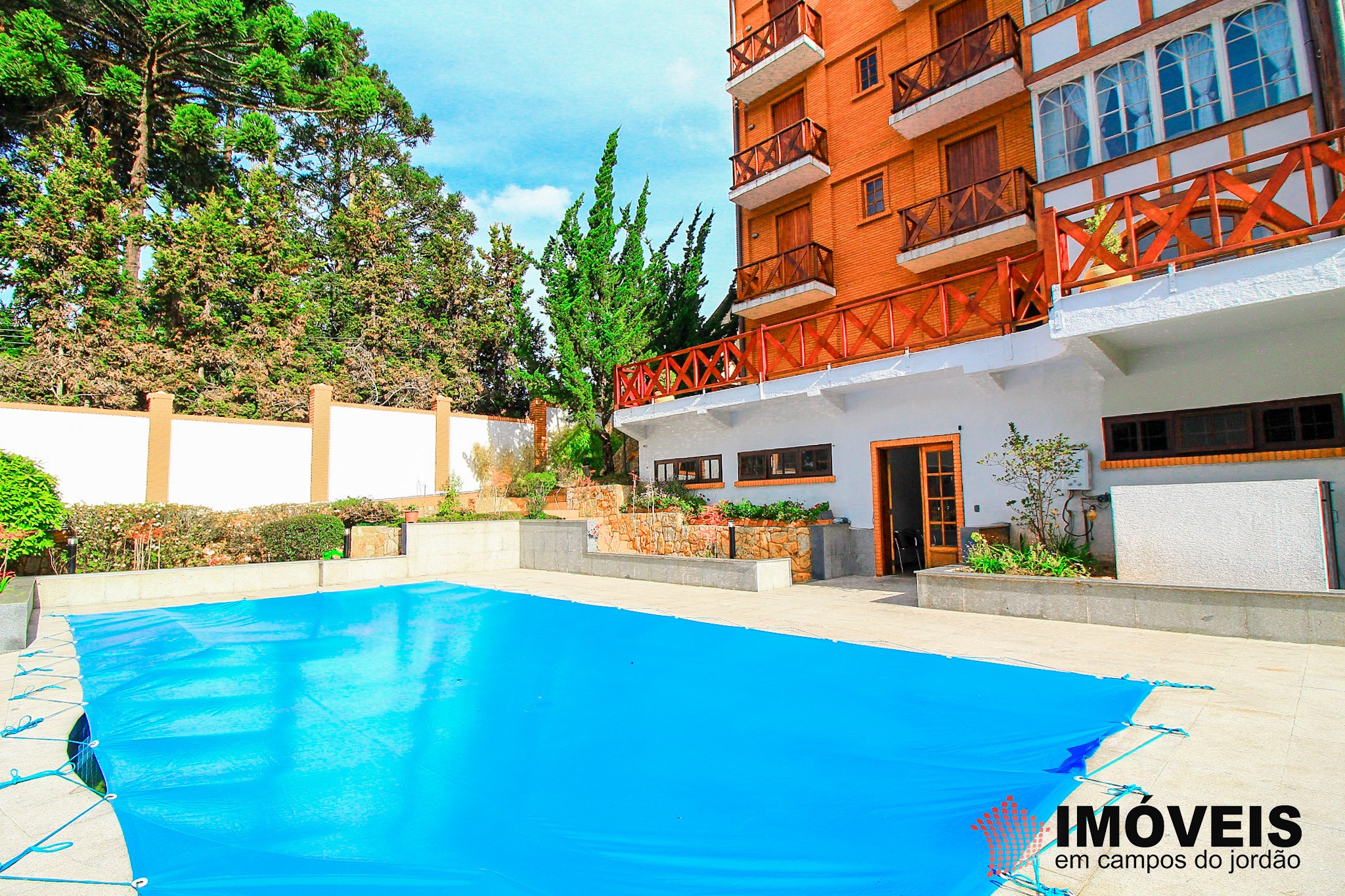 1 para Apartamentos - Venda em Campos do Jordão