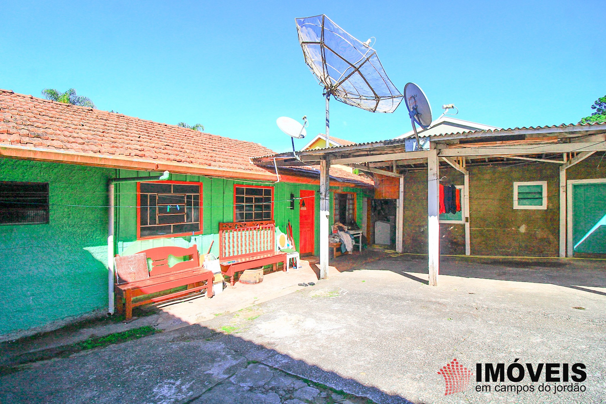 1 para Casas - Venda em Campos do Jordão