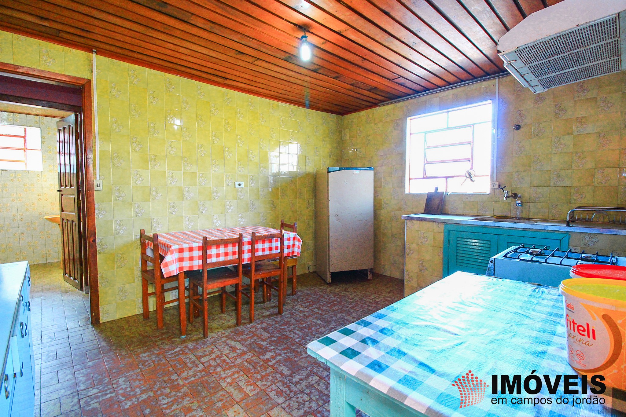 1 para Casas - Venda em Campos do Jordão