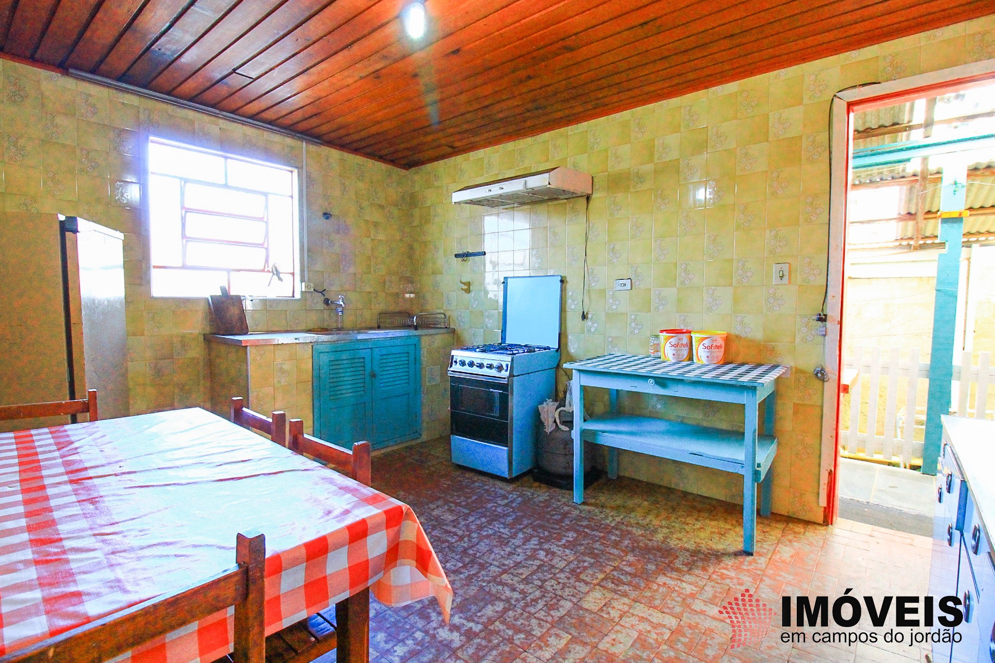 1 para Casas - Venda em Campos do Jordão