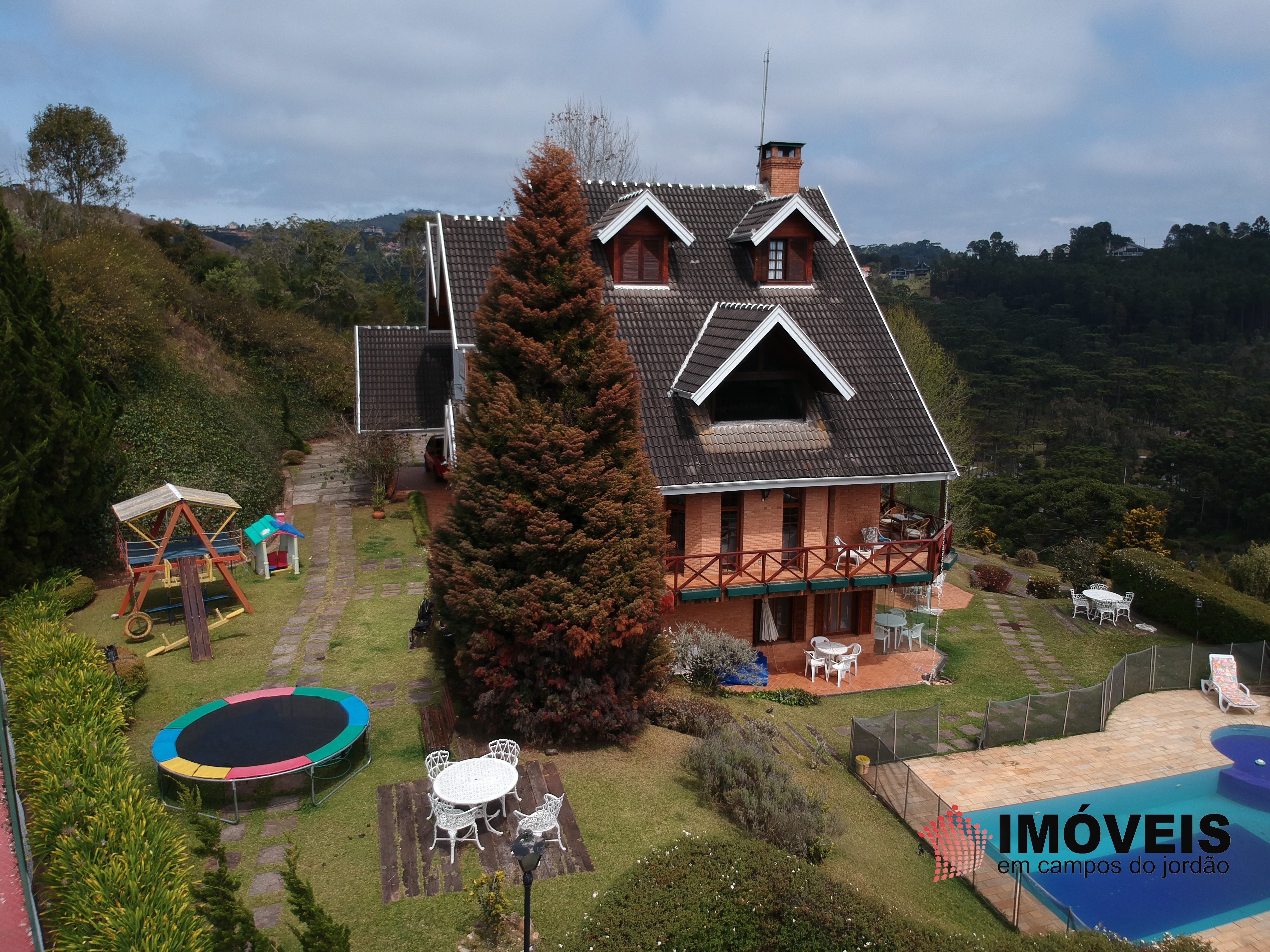 1 para Casas - Venda em Campos do Jordão