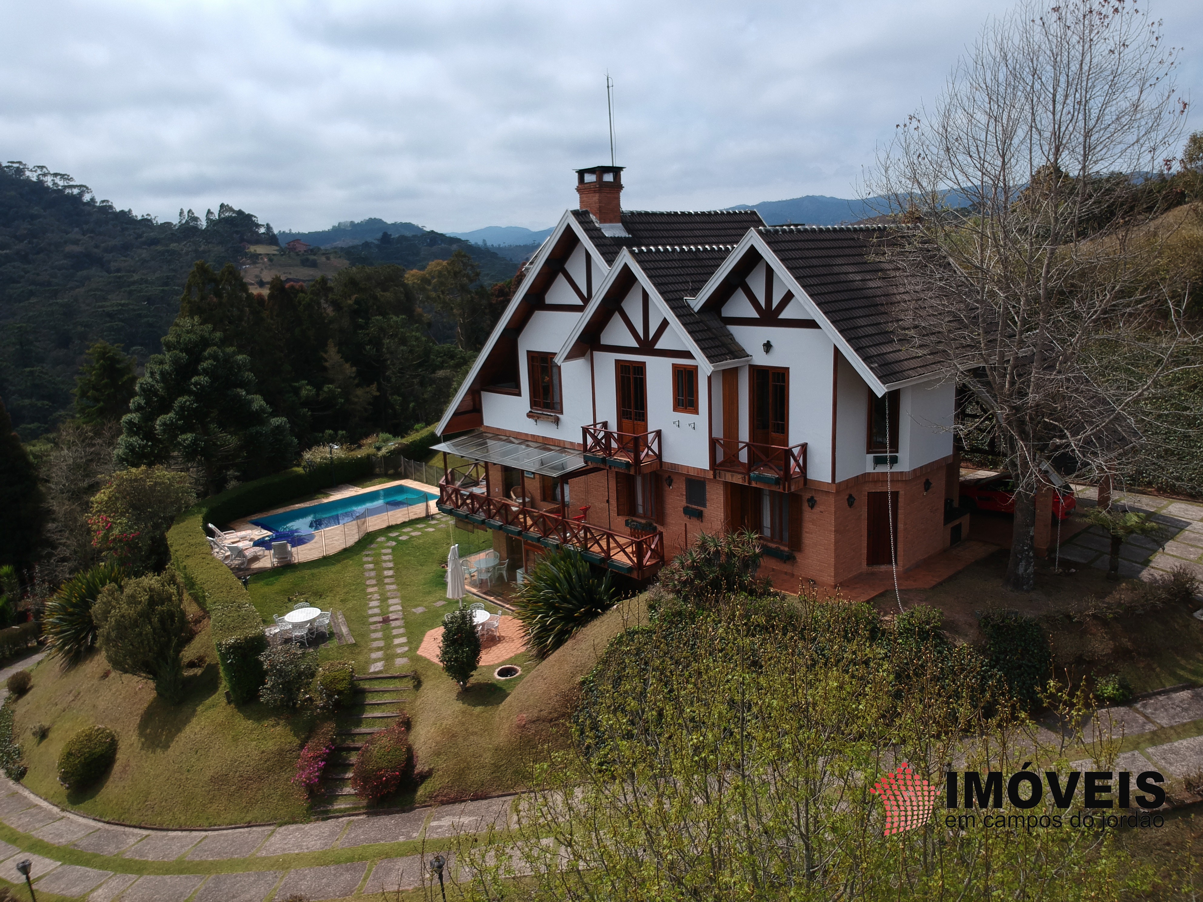 1 para Casas - Venda em Campos do Jordão