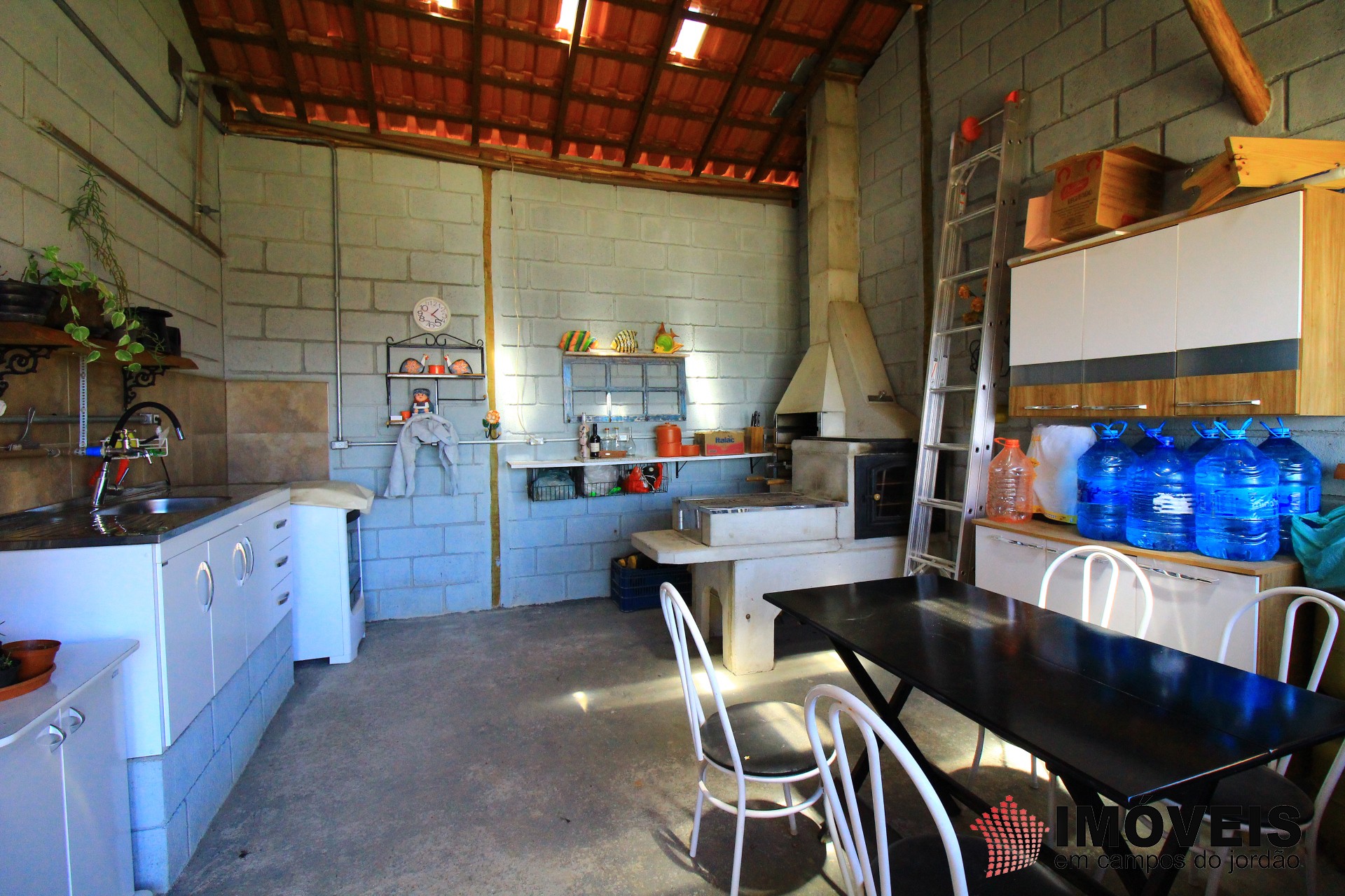 0 para Casas - Venda em Campos do Jordão