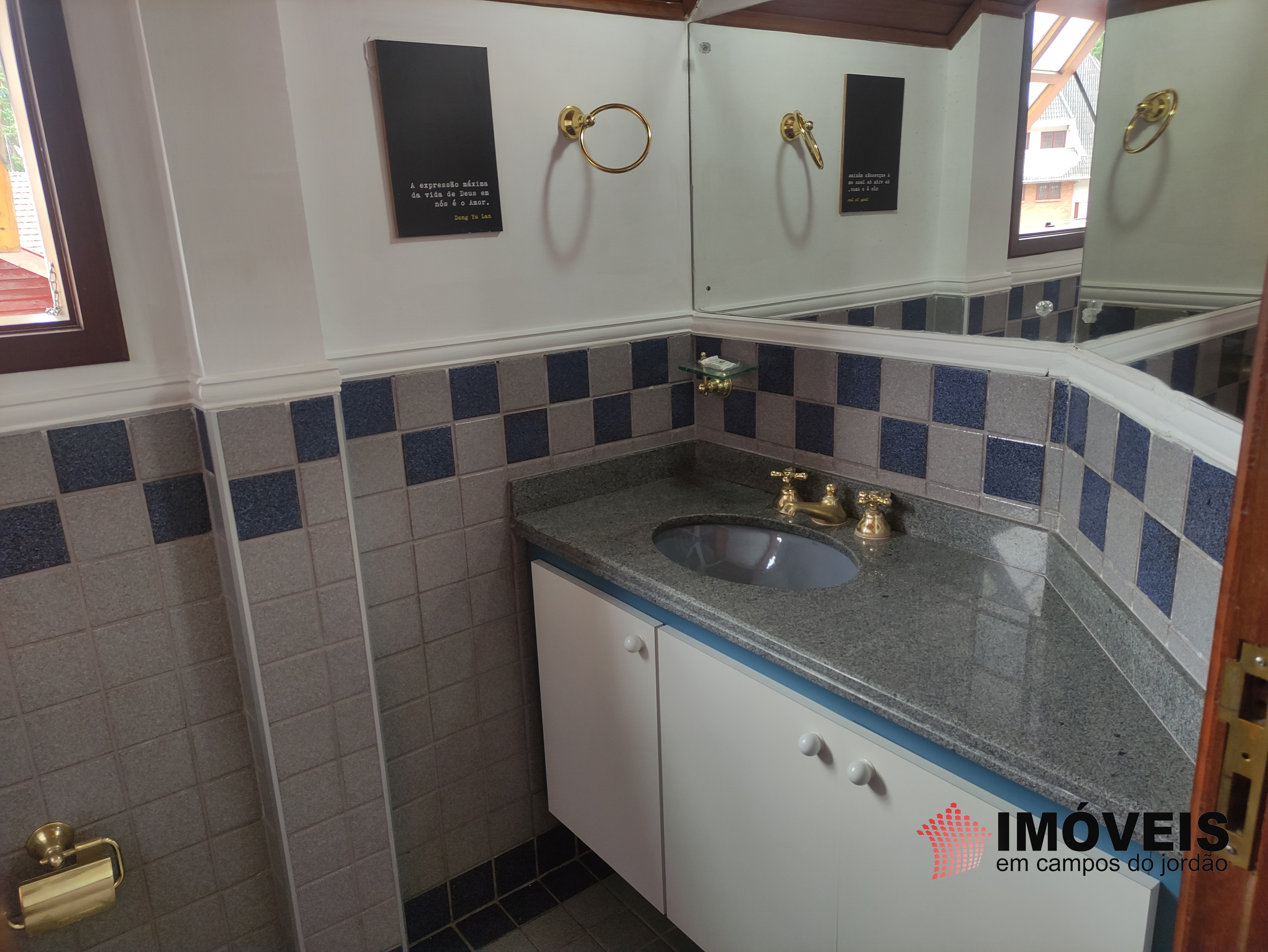 0 para Apartamentos - Venda em Campos do Jordão