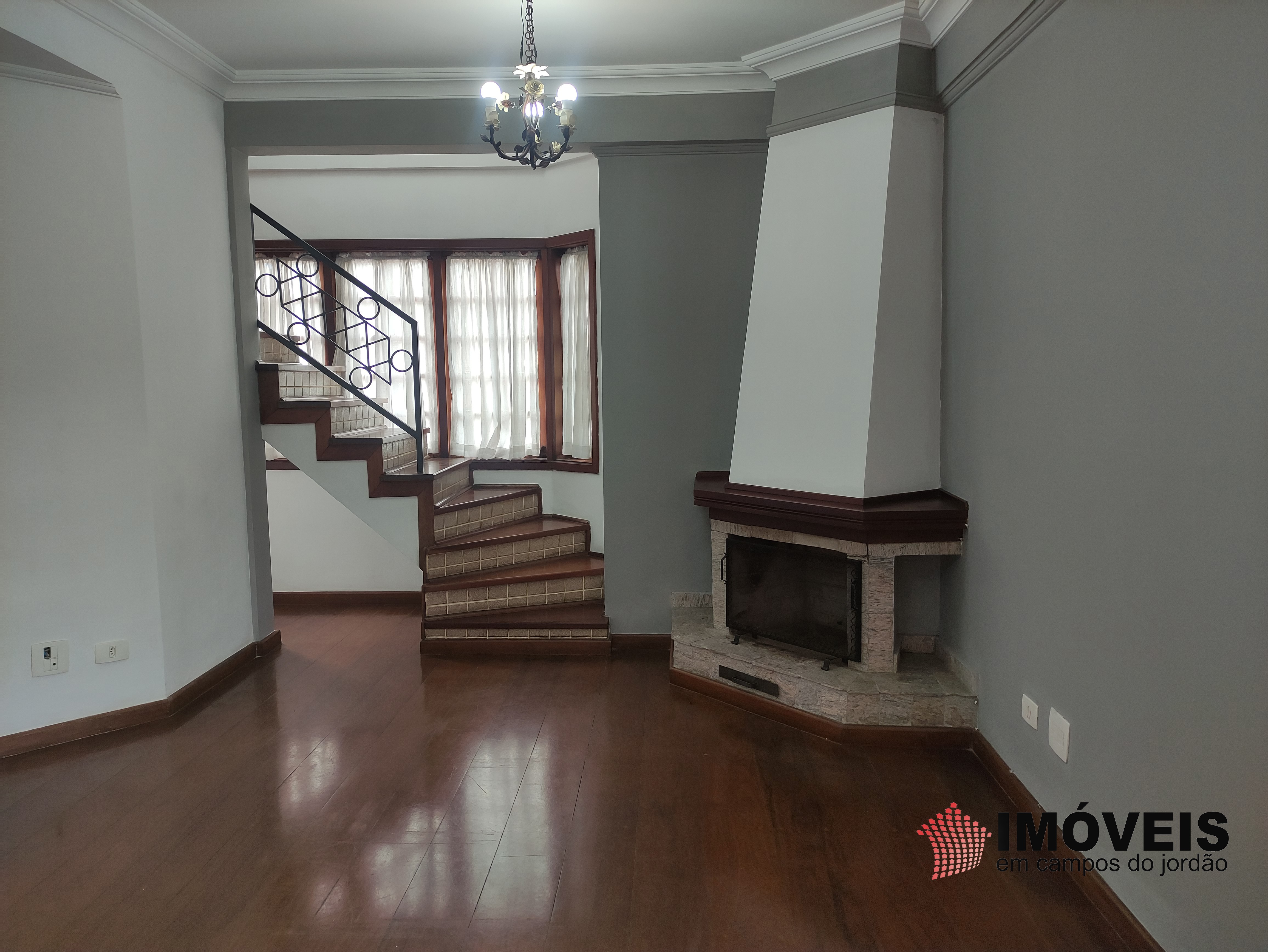0 para Apartamentos - Venda em Campos do Jordão