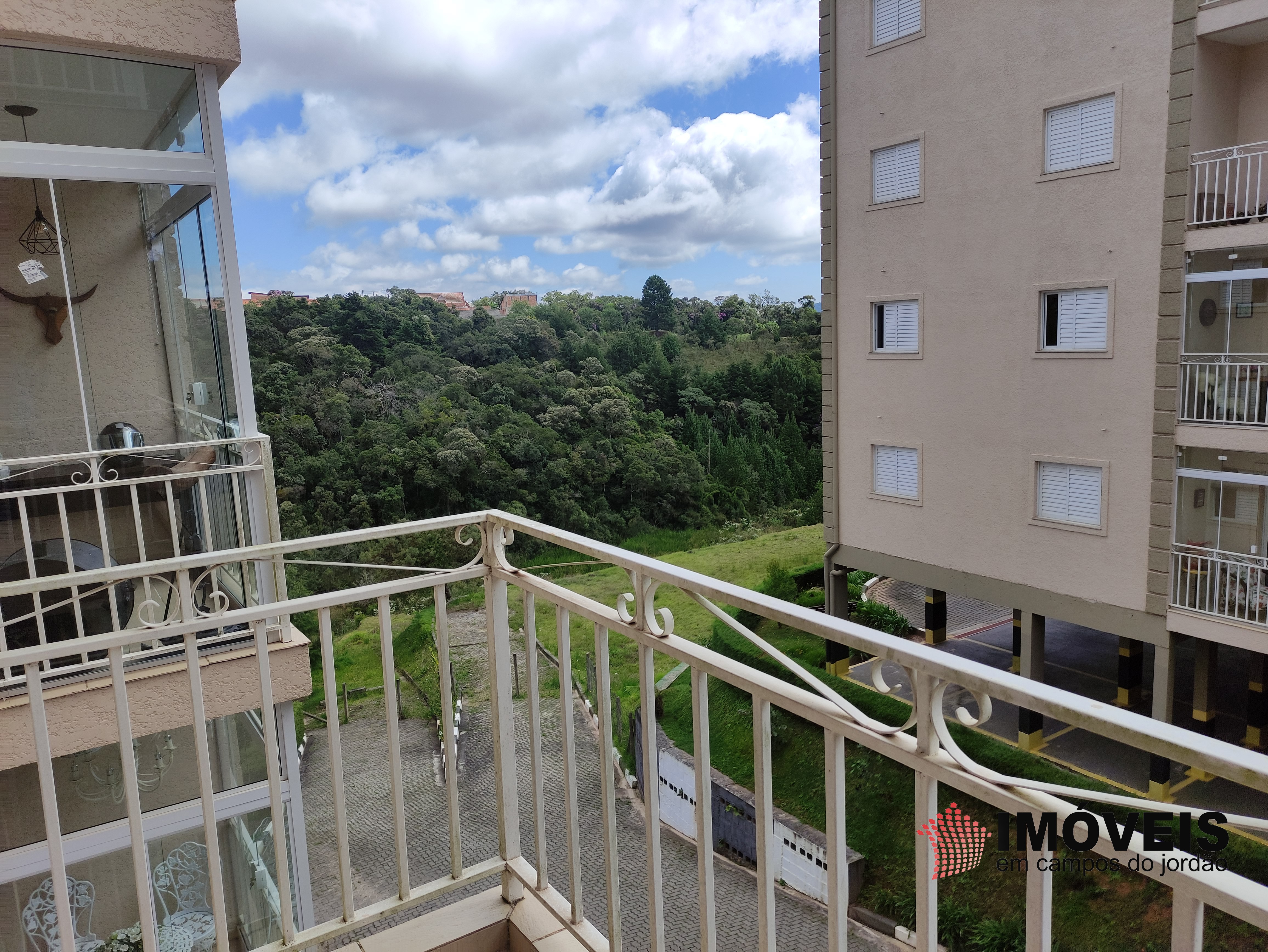 0 para Apartamentos - Venda em Campos do Jordão