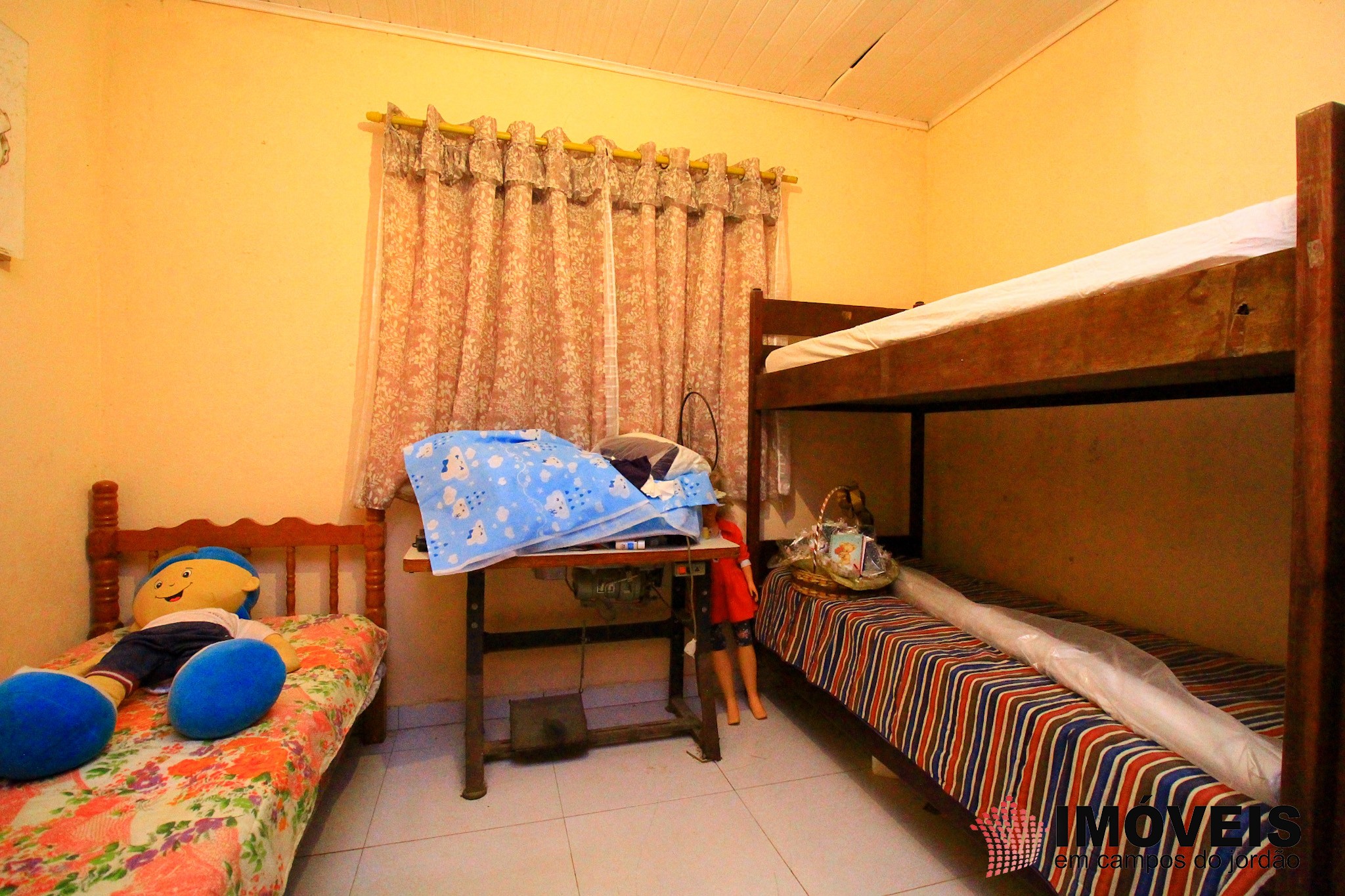 0 para Casas - Venda em Campos do Jordão