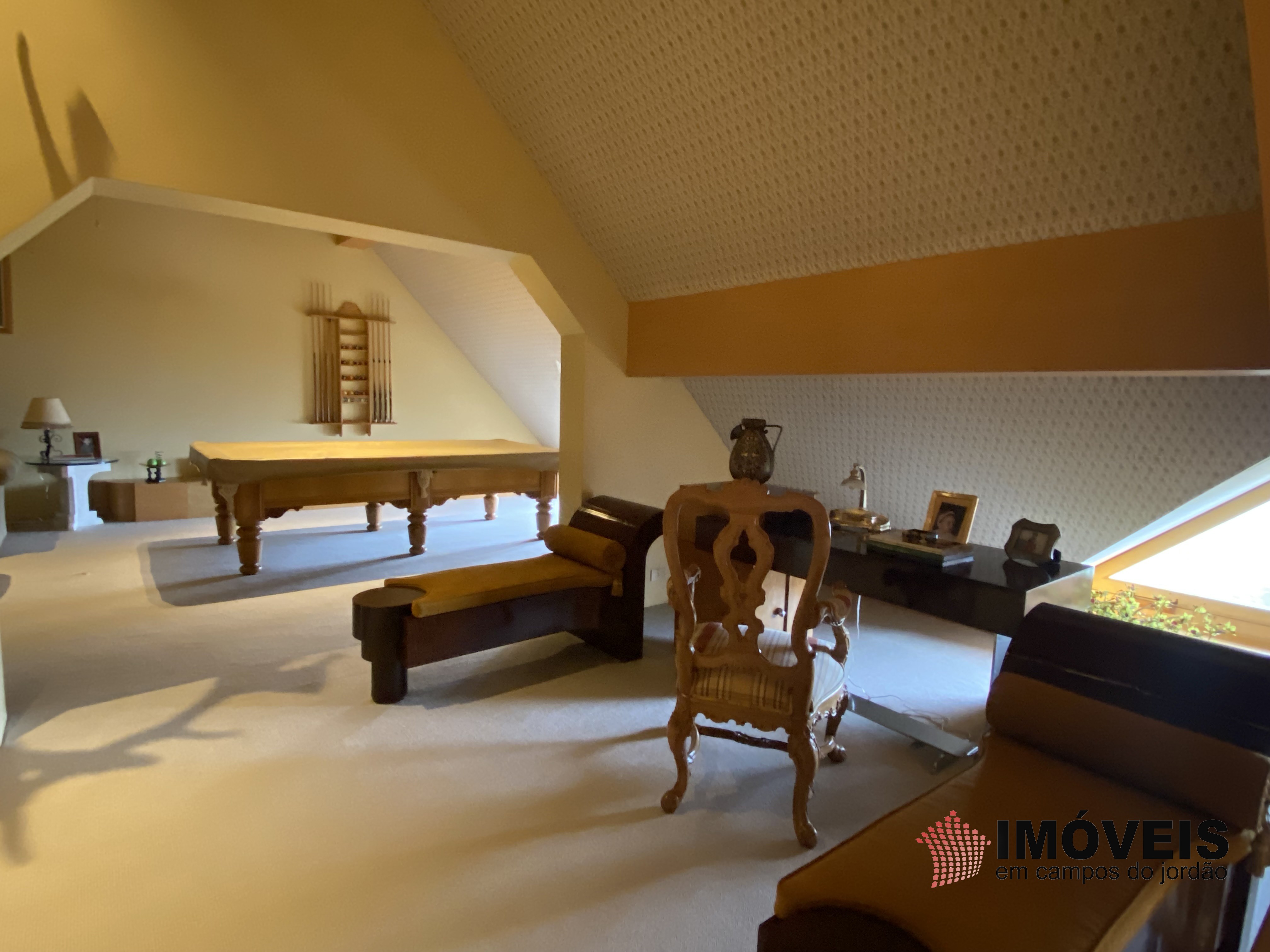 0 para Apartamentos - Venda em Campos do Jordão